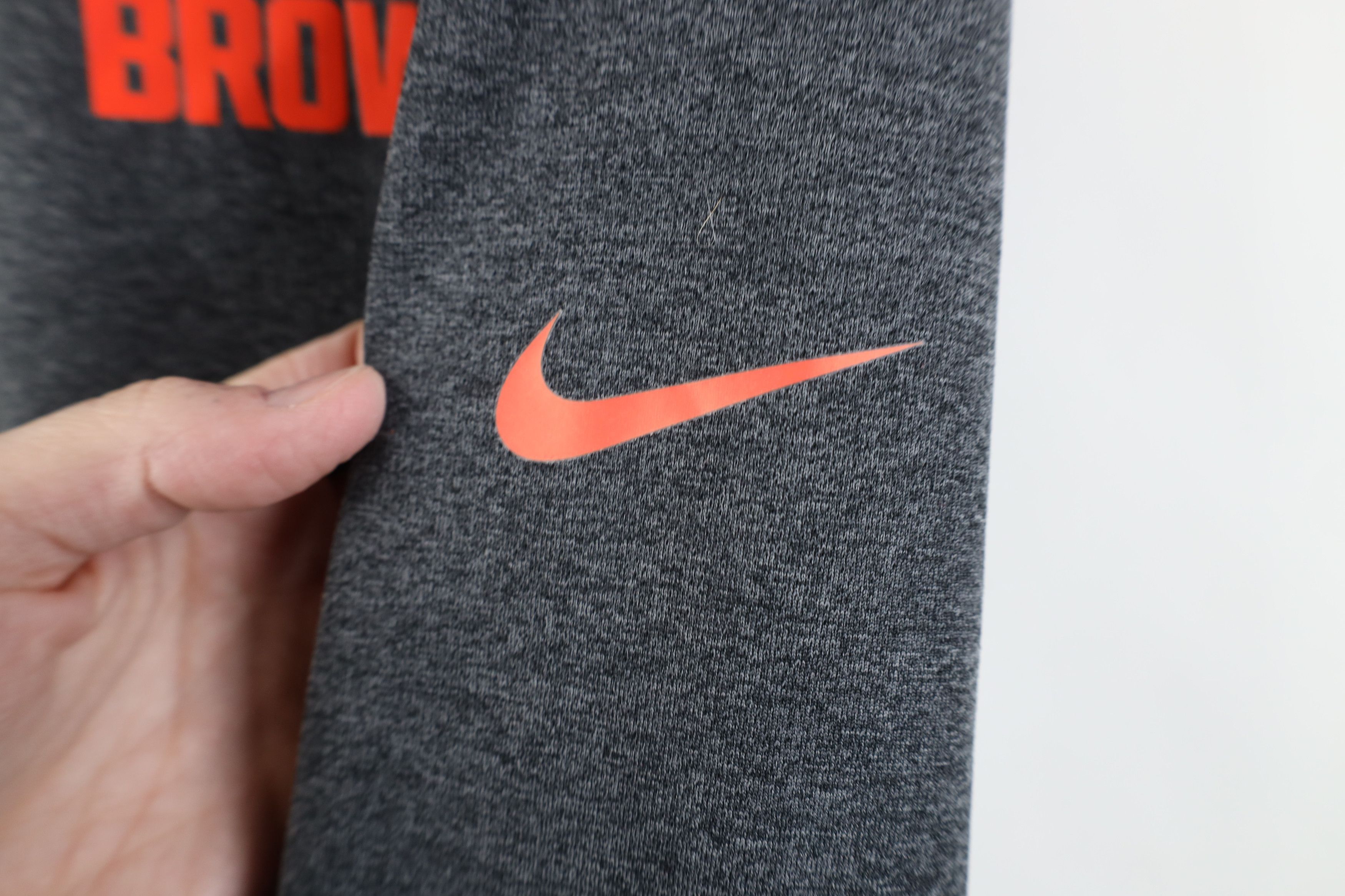 Nike Nike On Field Cleveland Browns Football Long Sleeve T-Shirt Size US XXL / EU 58 / 5 - 4 Thumbnail