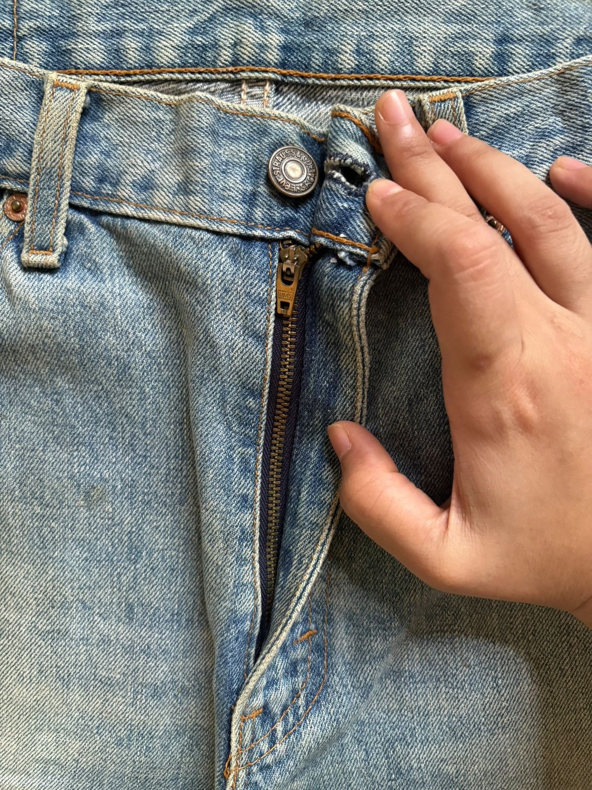 Levi's Vintage 90s Levis 517 Mud Wash Distressed Jean Shorts Jorts Size US 33 - 3 Thumbnail
