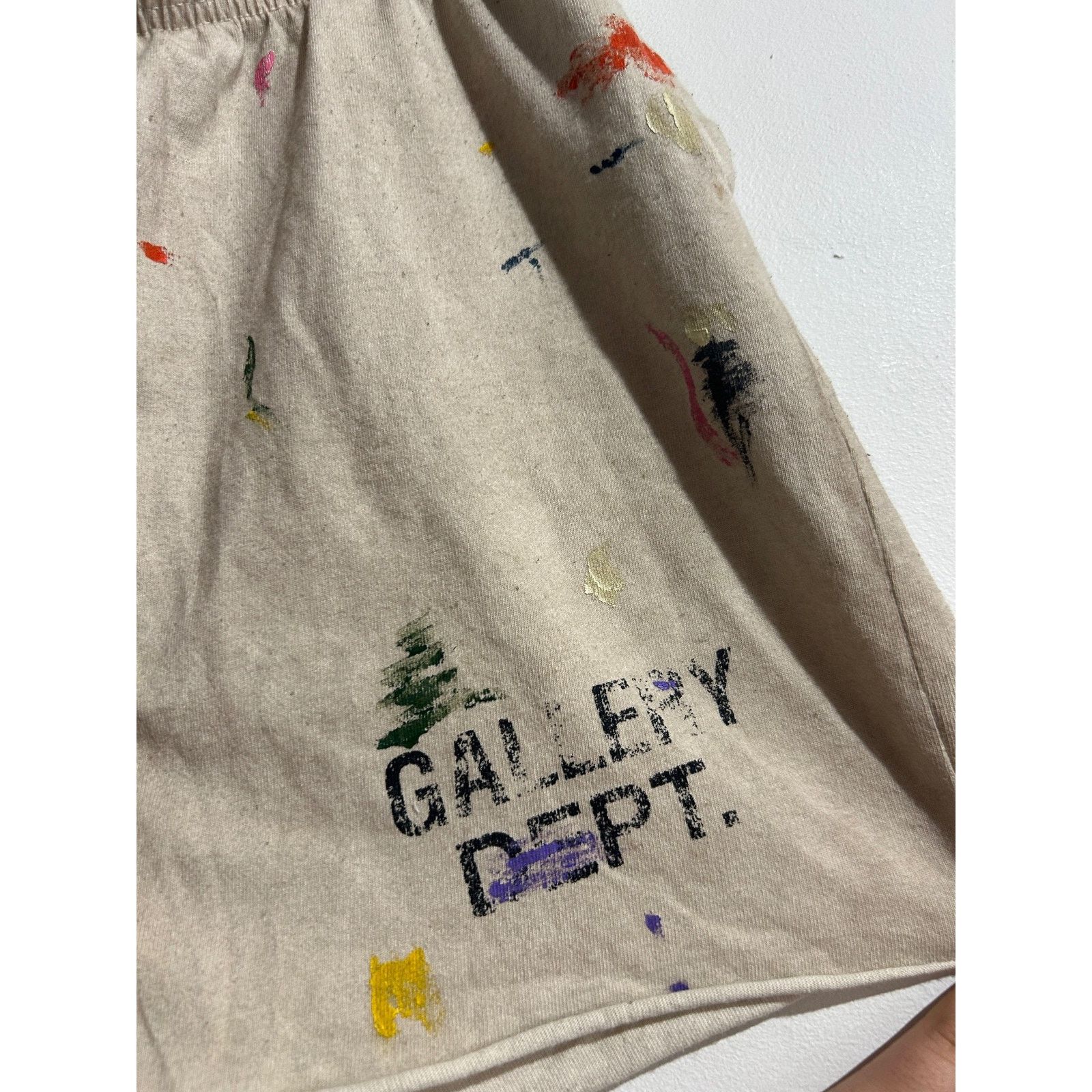 Gallery Dept. GALLERY DEPT. INSOMIA SHORT 'WHITE' SIZE XL PREOWNED Size US 31 - 2 Thumbnail
