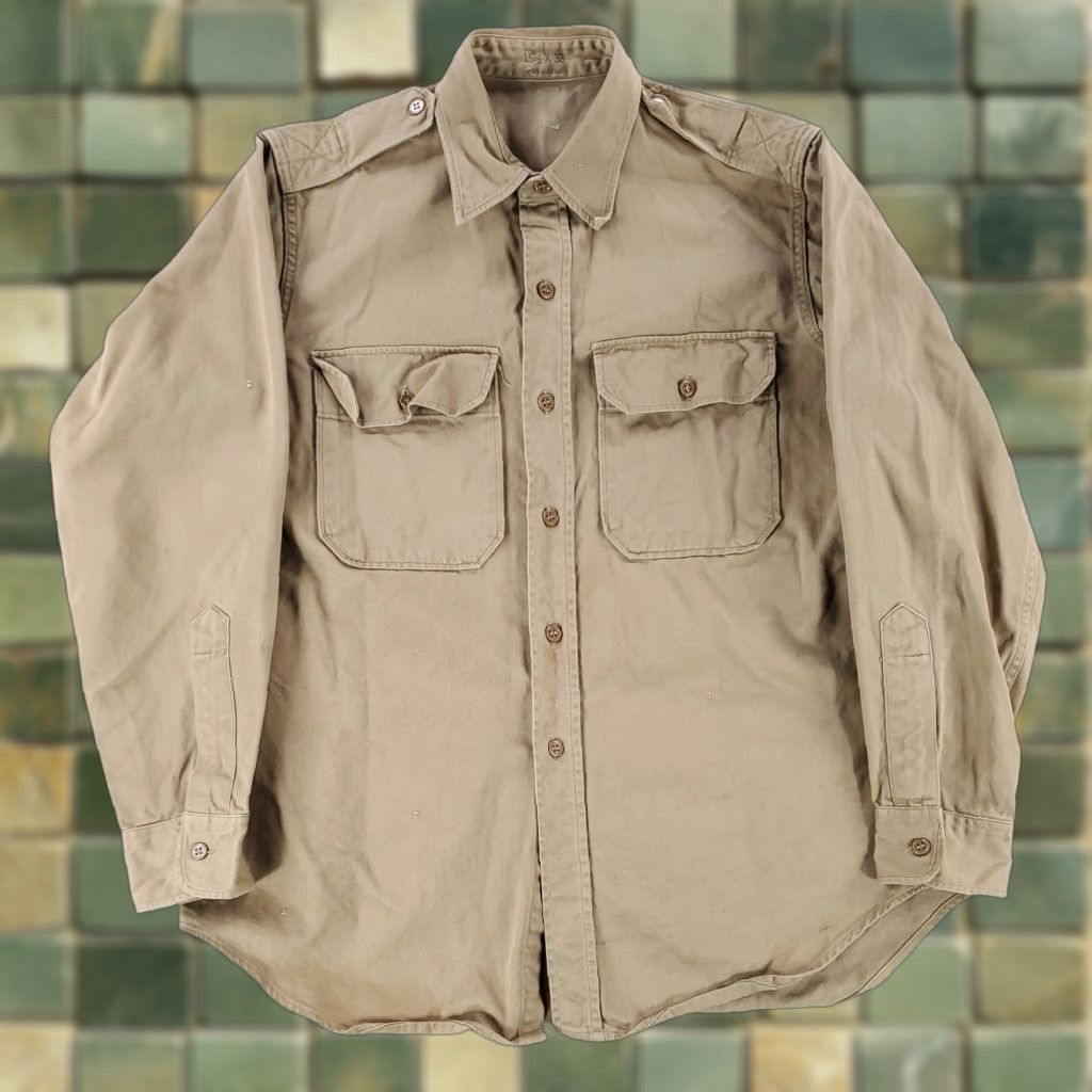 Vintage VINTAGE US Military Heavyweight Cotton Twill Button Up Shirt Tan Mens 15.5 / 33 Men’s Shirt Size US L / EU 52-54 / 3 - 1 Thumbnail