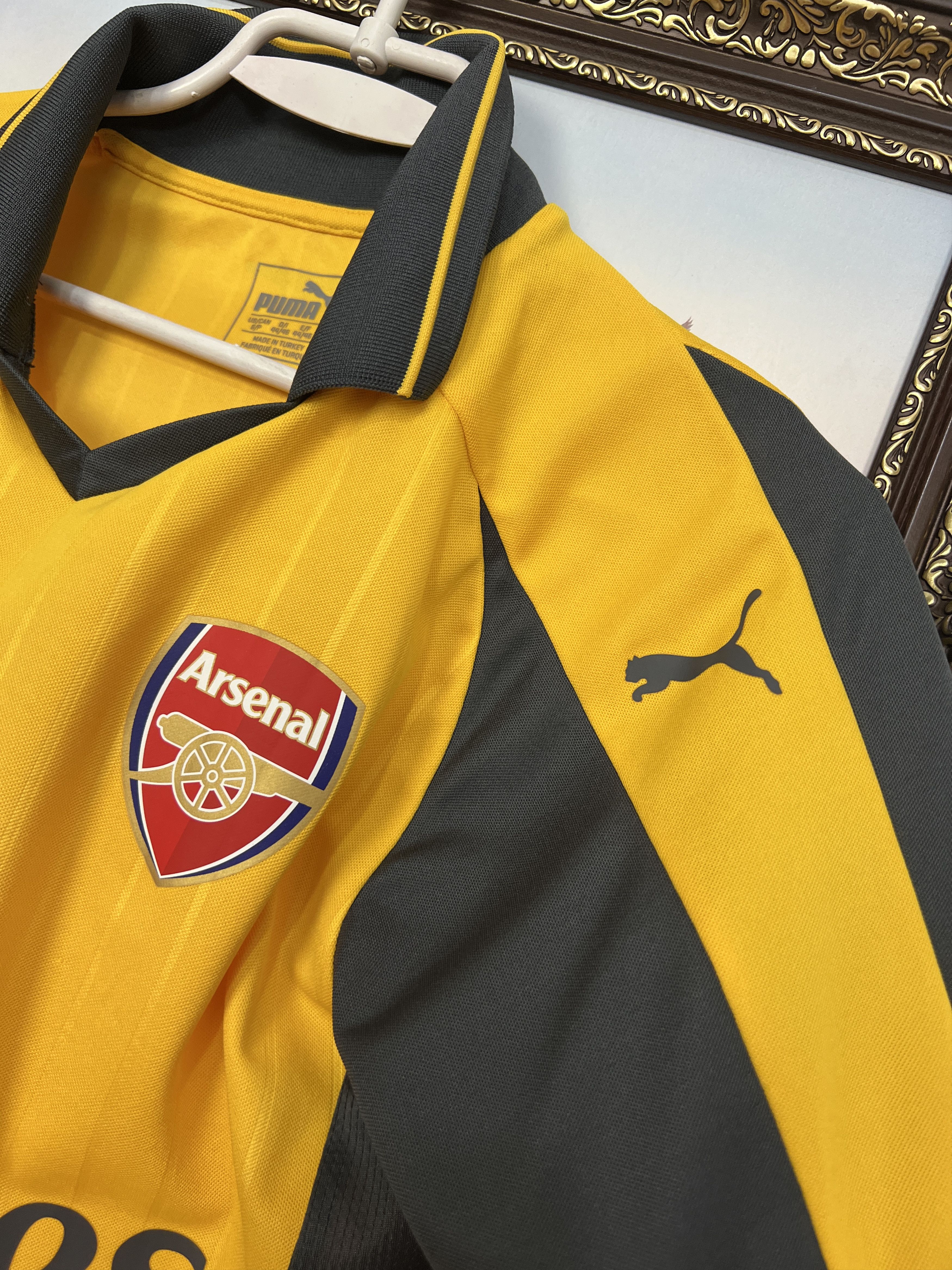 Puma Arsenal Away football shirt Soccer Jersey Trikot Gunners Size US S / EU 44-46 / 1 - 4 Thumbnail