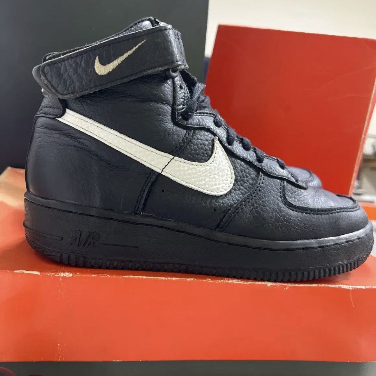 Nike 1995 Nike Air Force 1 High Nyc Size US 9.5 / EU 42-43 - 3 Thumbnail