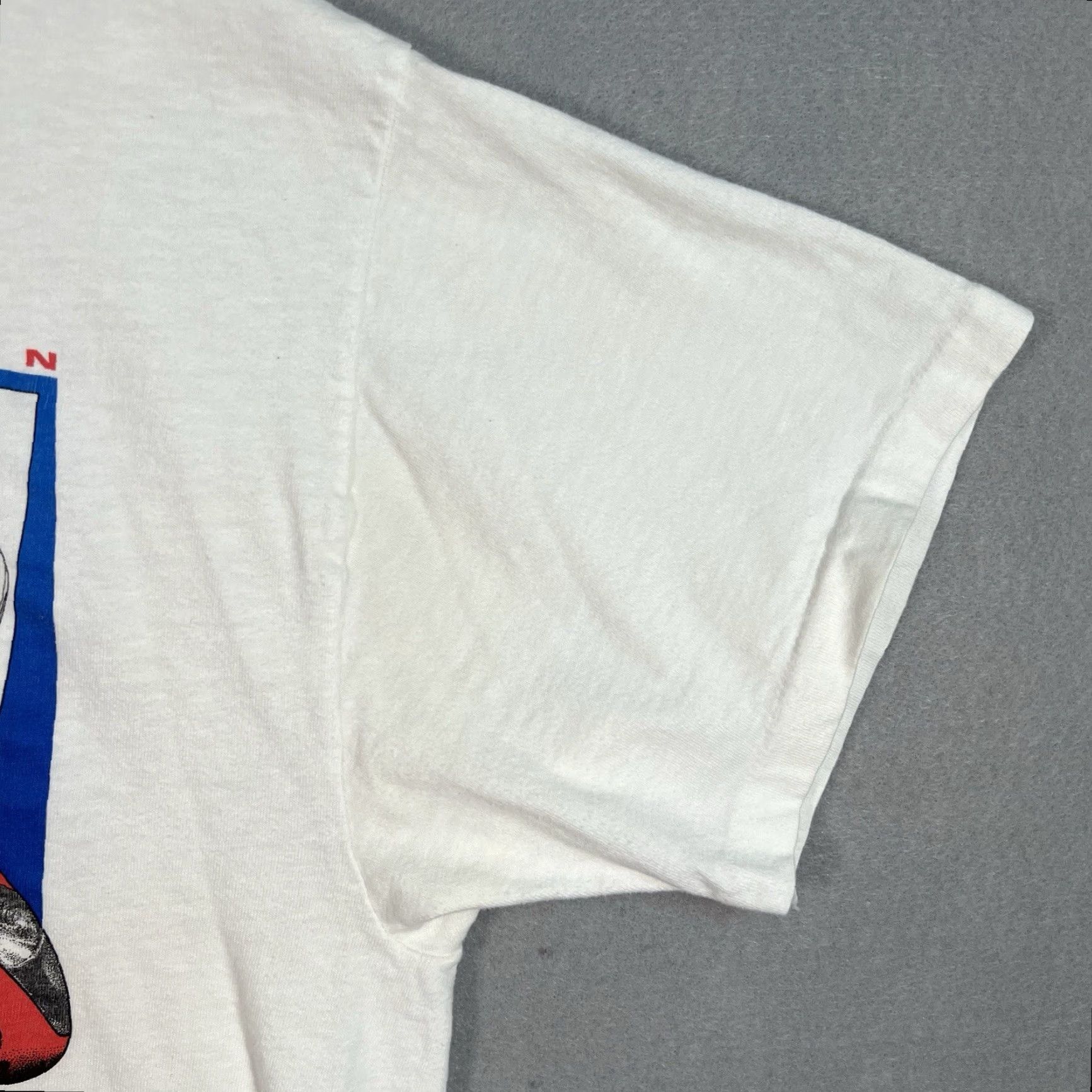 Hanes VINTAGE 1990s Ford GT40 Mark IV Le Mans Racing Car T Shirt Adult Large White Mens Graphic Tee Sportswear Size US L / EU 52-54 / 3 - 7 Thumbnail
