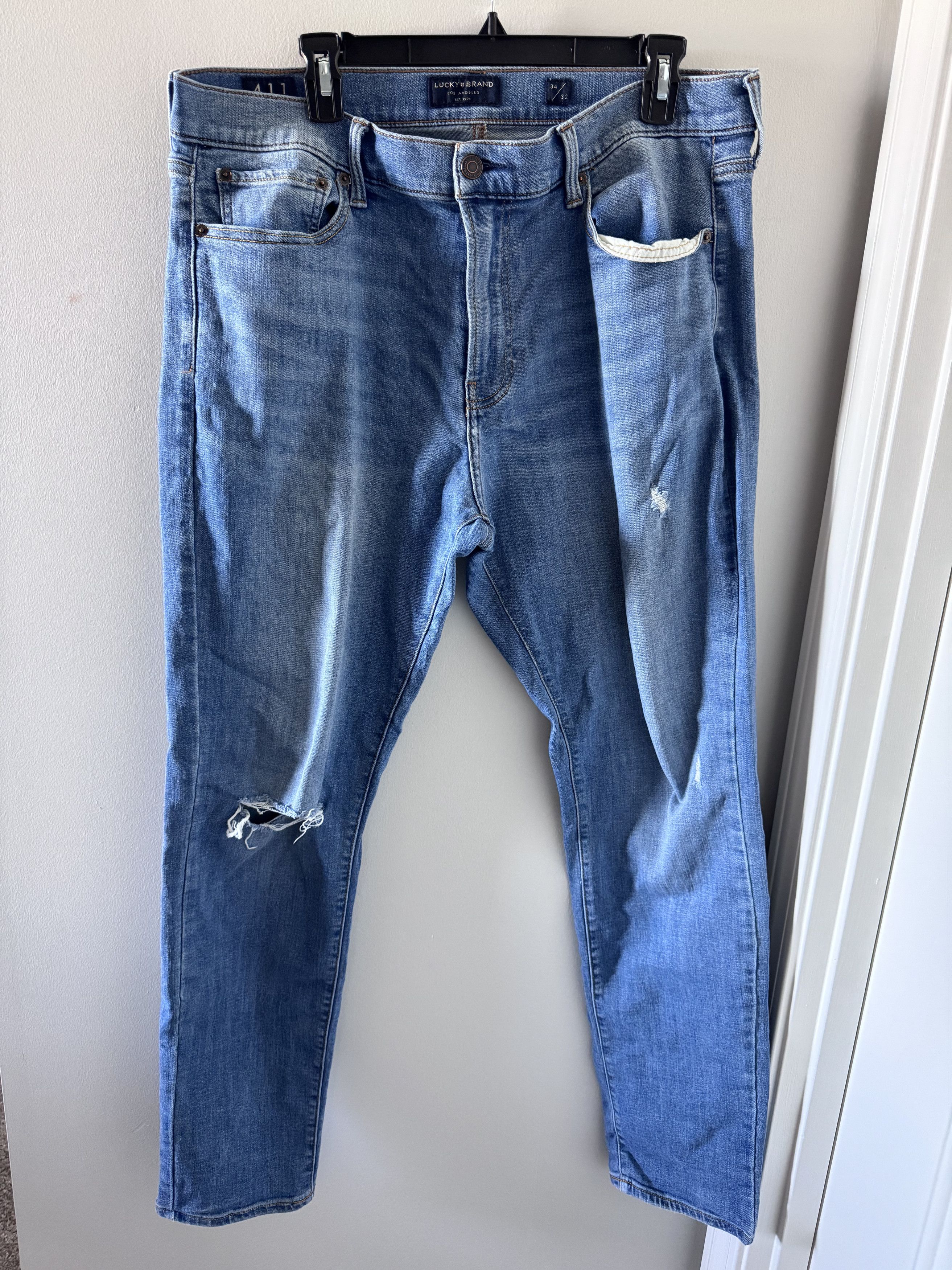 Lucky Brand Lucky Brand 411 Athletic Taper 34/32 Mens Size US 34 / EU 50 - 1 Thumbnail
