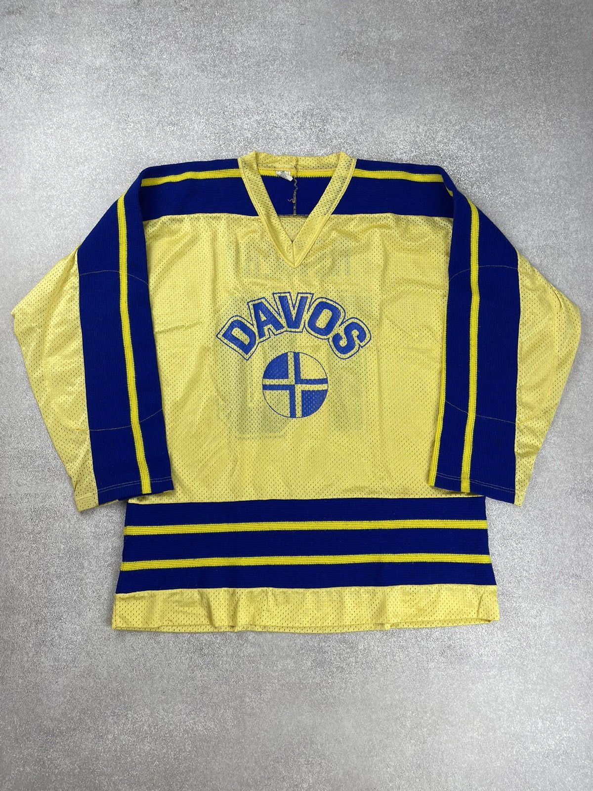 Vintage HC Davos Switzerland Ice Hockey #10 Nethery Jersey Size US M / EU 48-50 / 2 - 1 Thumbnail