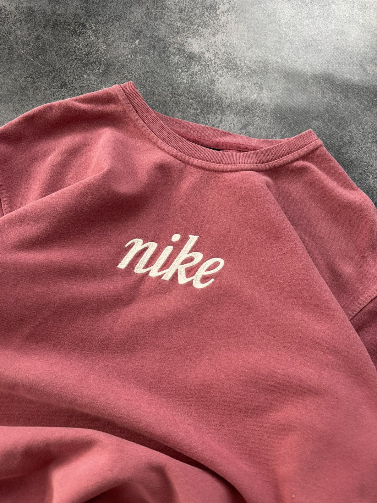 Nike Vintage Nike Big Logo Baggy Crewneck Sweatshirt y2k swoosh Size US L / EU 52-54 / 3 - 4 Thumbnail