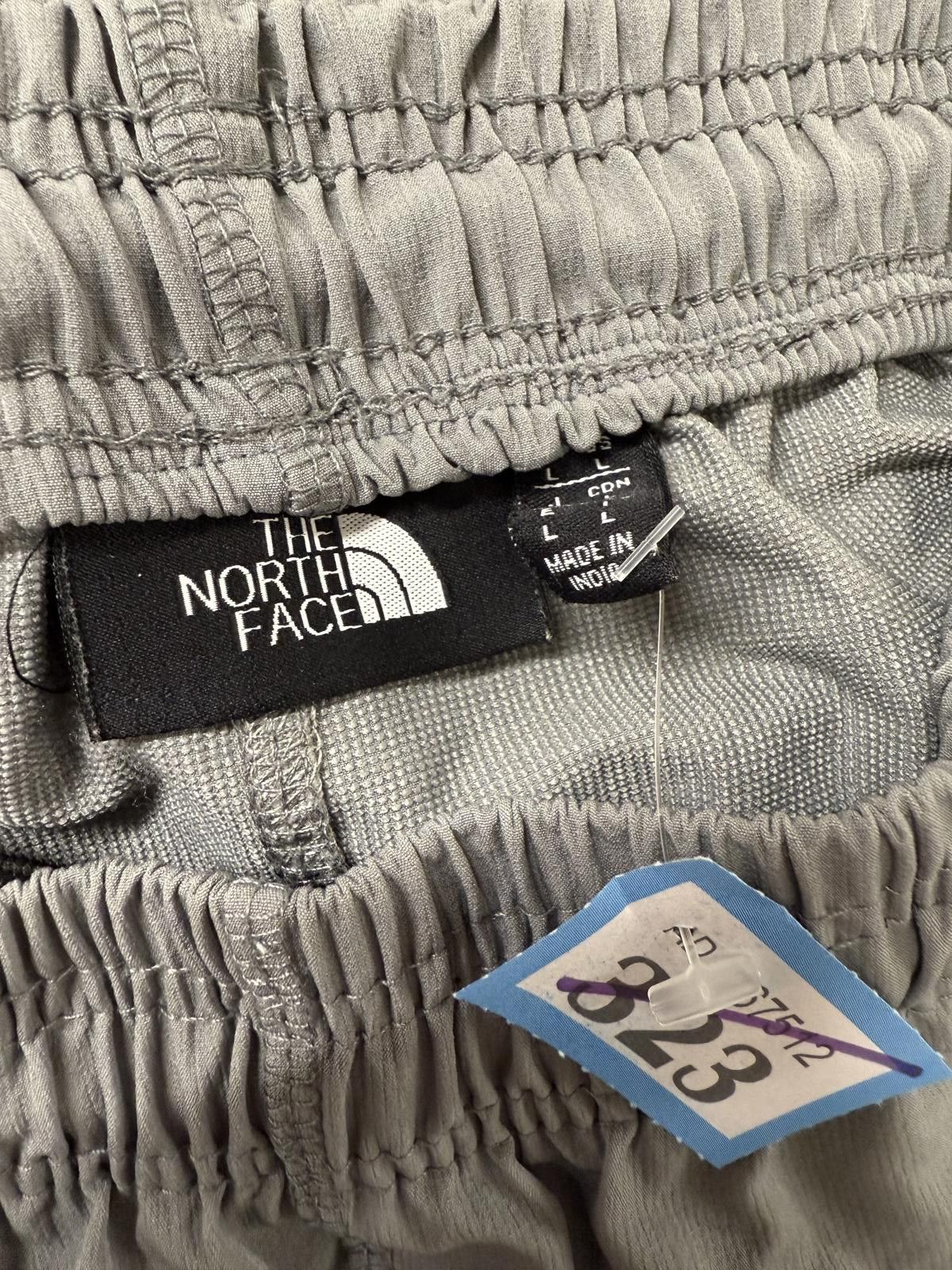 The North Face The North Face Grey Cargo Pants Size L Size US 34 / EU 50 - 2 Thumbnail
