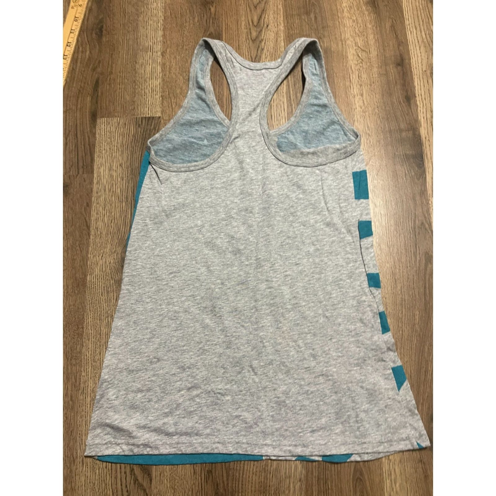 Nike Nike Tank Top Womens XS Gray Green Sleeveless Logo Dri Fit Loose Fit Size XS / US 0-2 / IT 36-38 - 2 Thumbnail