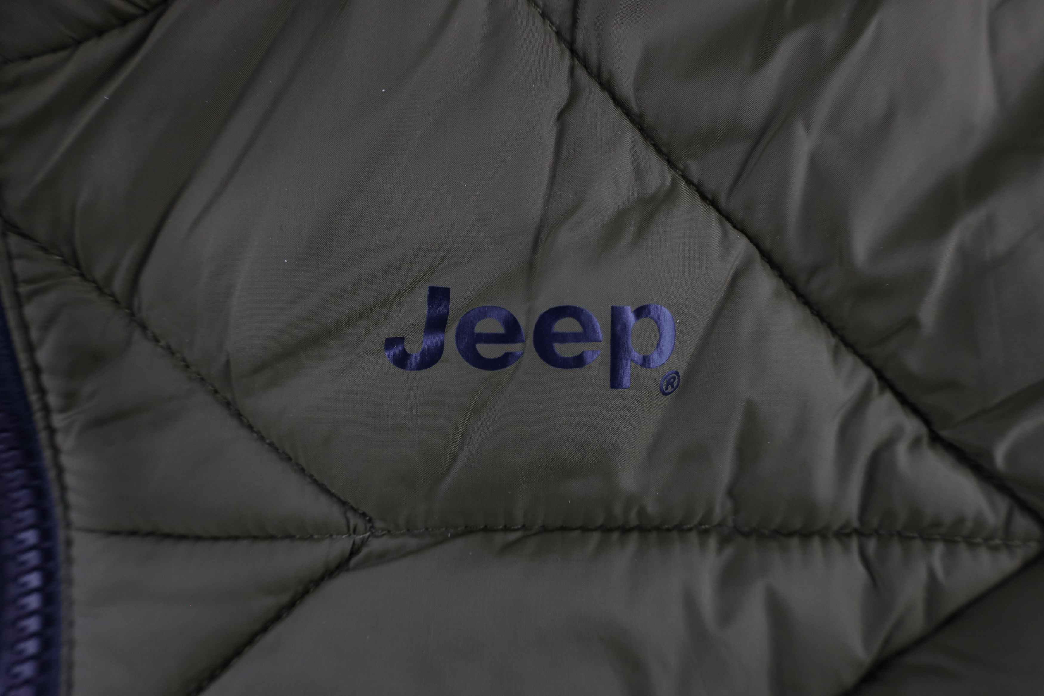 Jeep × Vintage Y2K Fiat Chrysler Jeep Motor Co Full Zip Puffer Vest Jacket Size US M / EU 48-50 / 2 - 4 Thumbnail