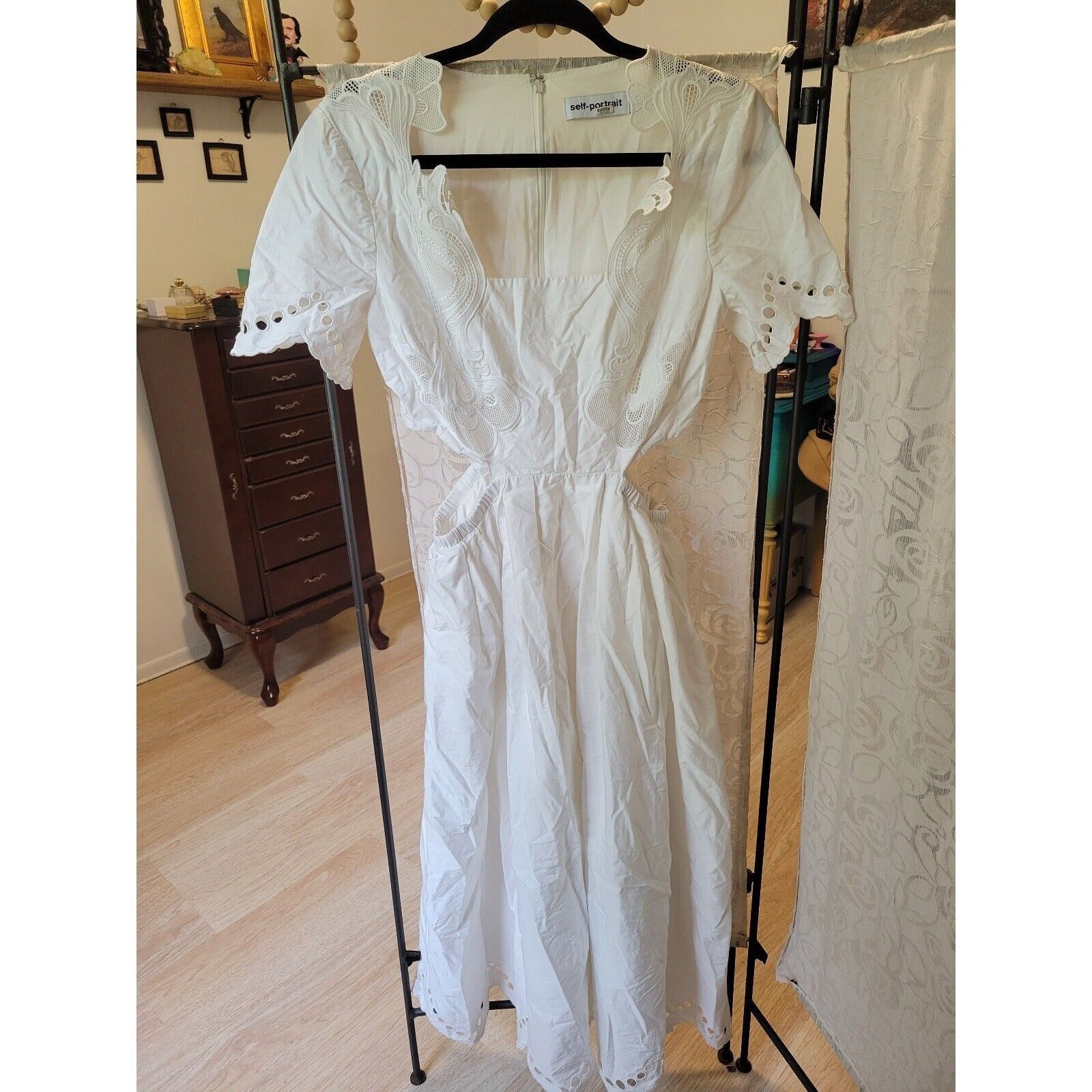 Self-Portrait RTR sz 8 white self portrait broderie scallop cut out dress Size M / US 6-8 / IT 42-44 - 7 Thumbnail