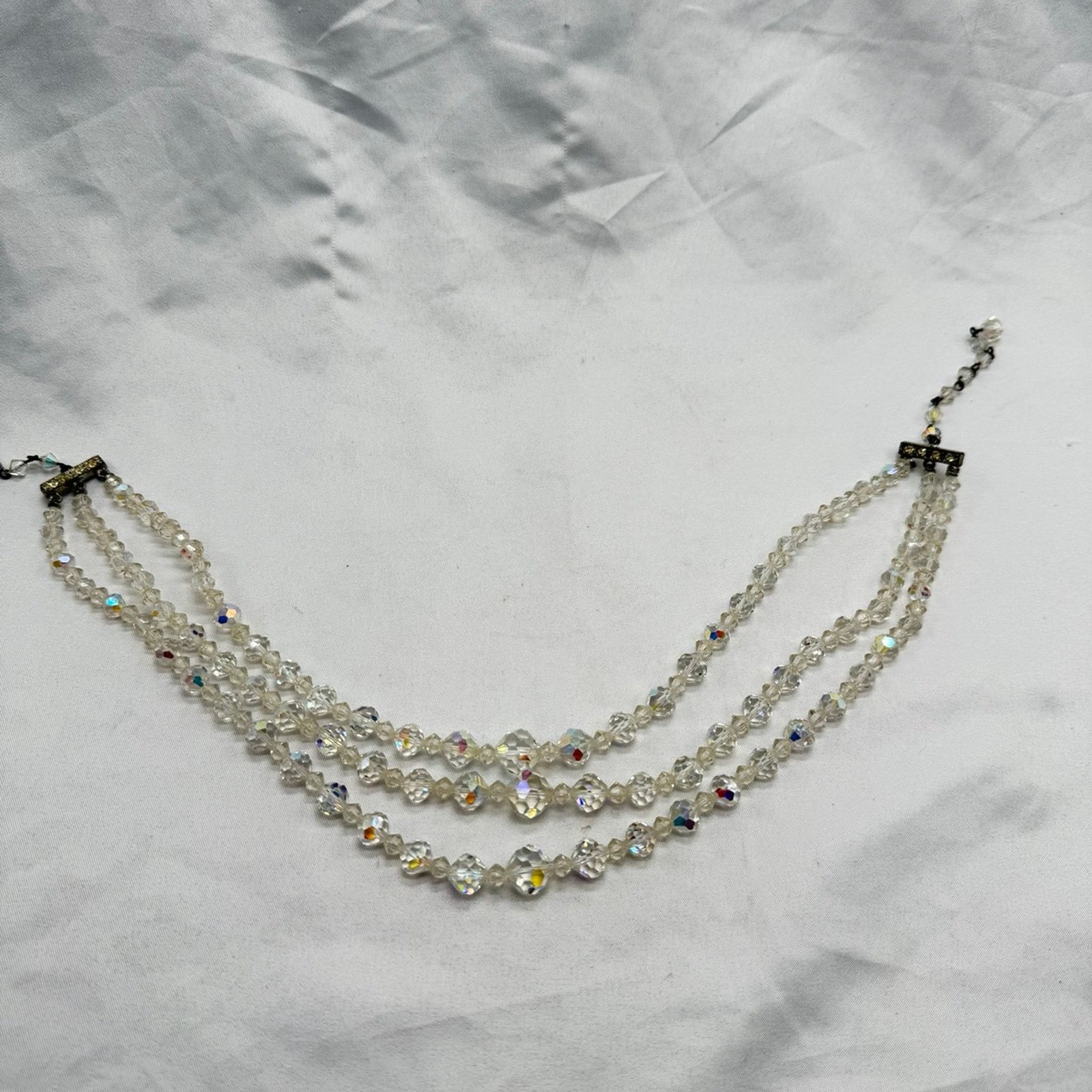NBDN Nobrandedon VTG triple strand Austrian Aurora Borealis necklace Size ONE SIZE - 1 Thumbnail