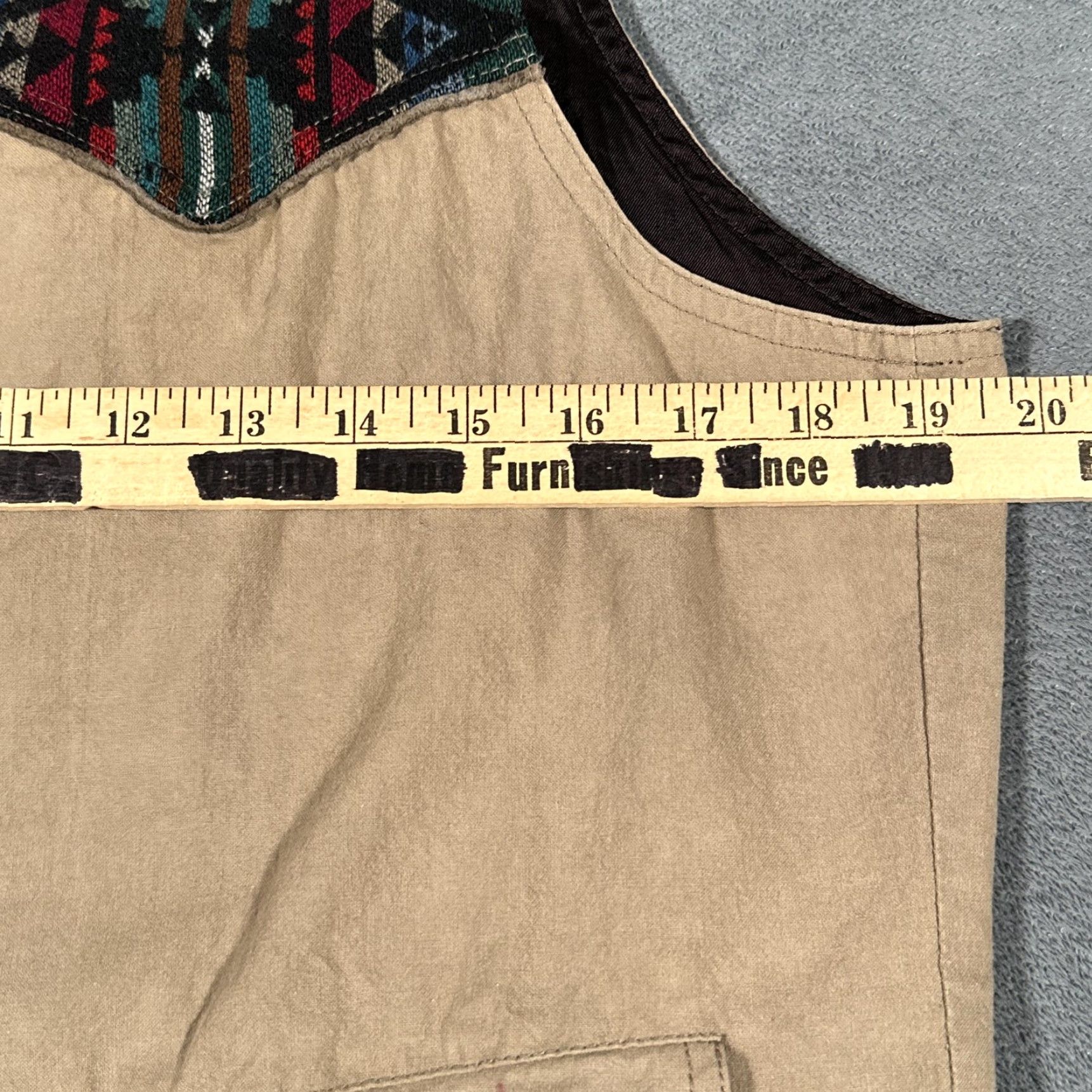 Pendleton VINTAGE Pendleton Vest Mens M Tan Western Aztec Concho Buttons 90s Geometric Southwestern 90s Mens Size US M / EU 48-50 / 2 - 5 Thumbnail