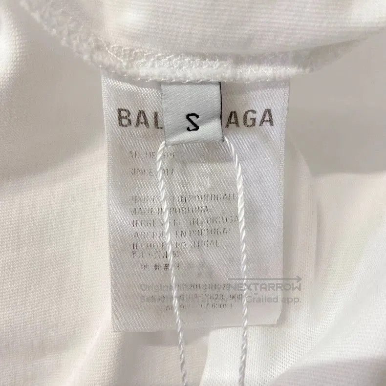 Balenciaga Balenciaga White T. Size US S / EU 44-46 / 1 - 6 Thumbnail