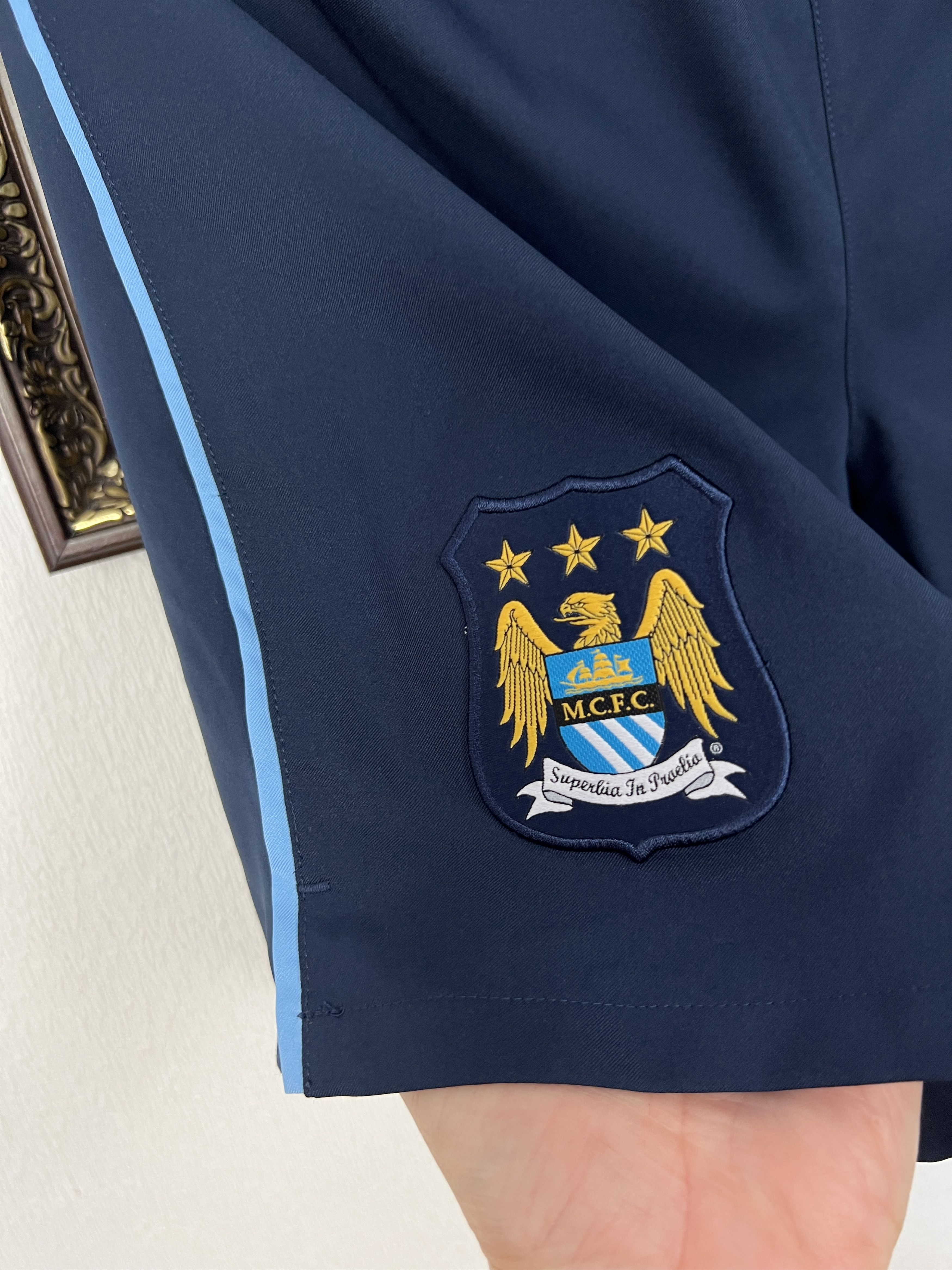 Nike Vintage Nike Manchester City Football Shorts Soccer M Size US 32 / EU 48 - 2 Thumbnail