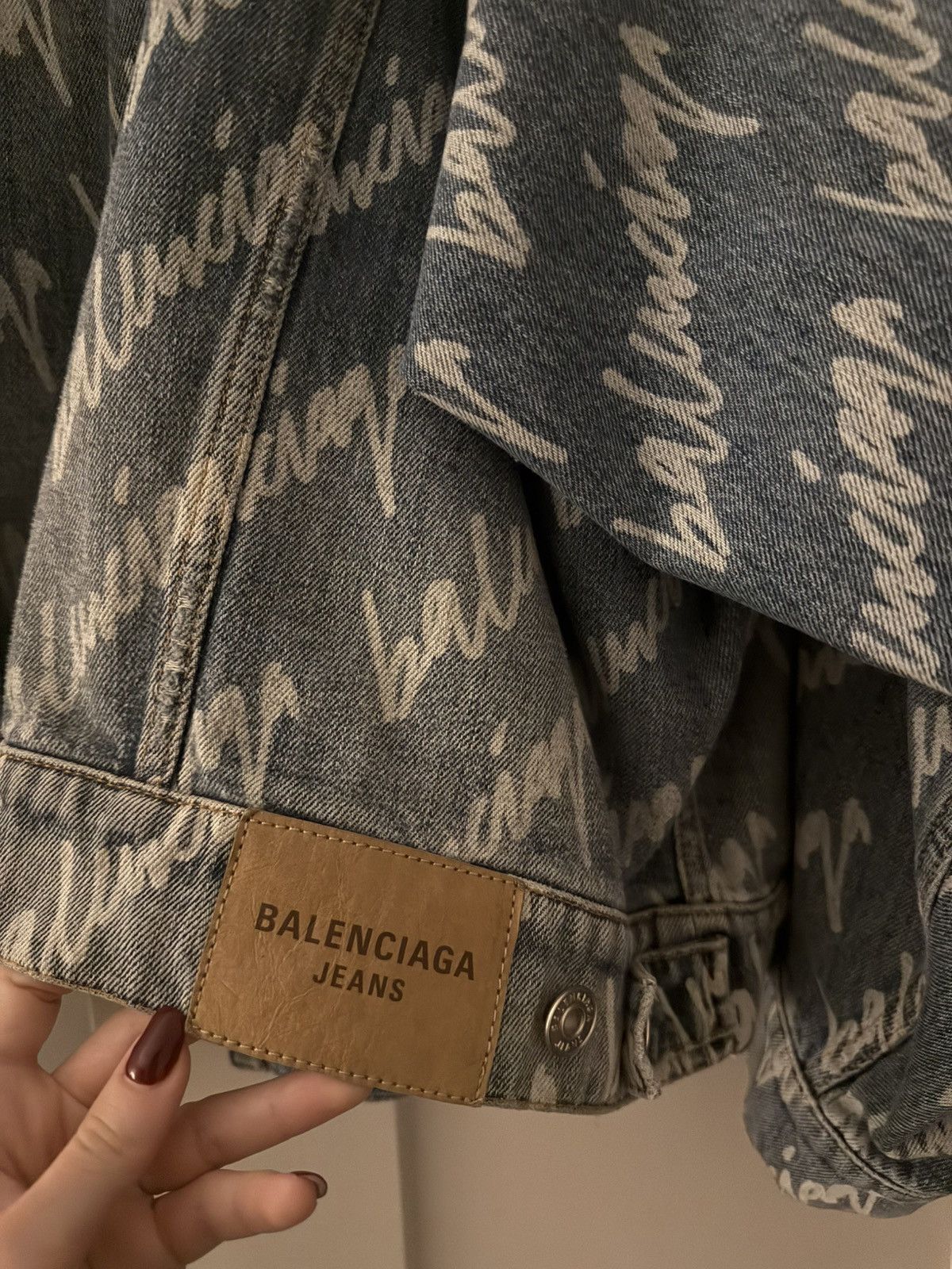Balenciaga Balenciaga Bell-Sleeve Denim Jacket In Logo Print Size S / US 4 / IT 40 - 6 Thumbnail