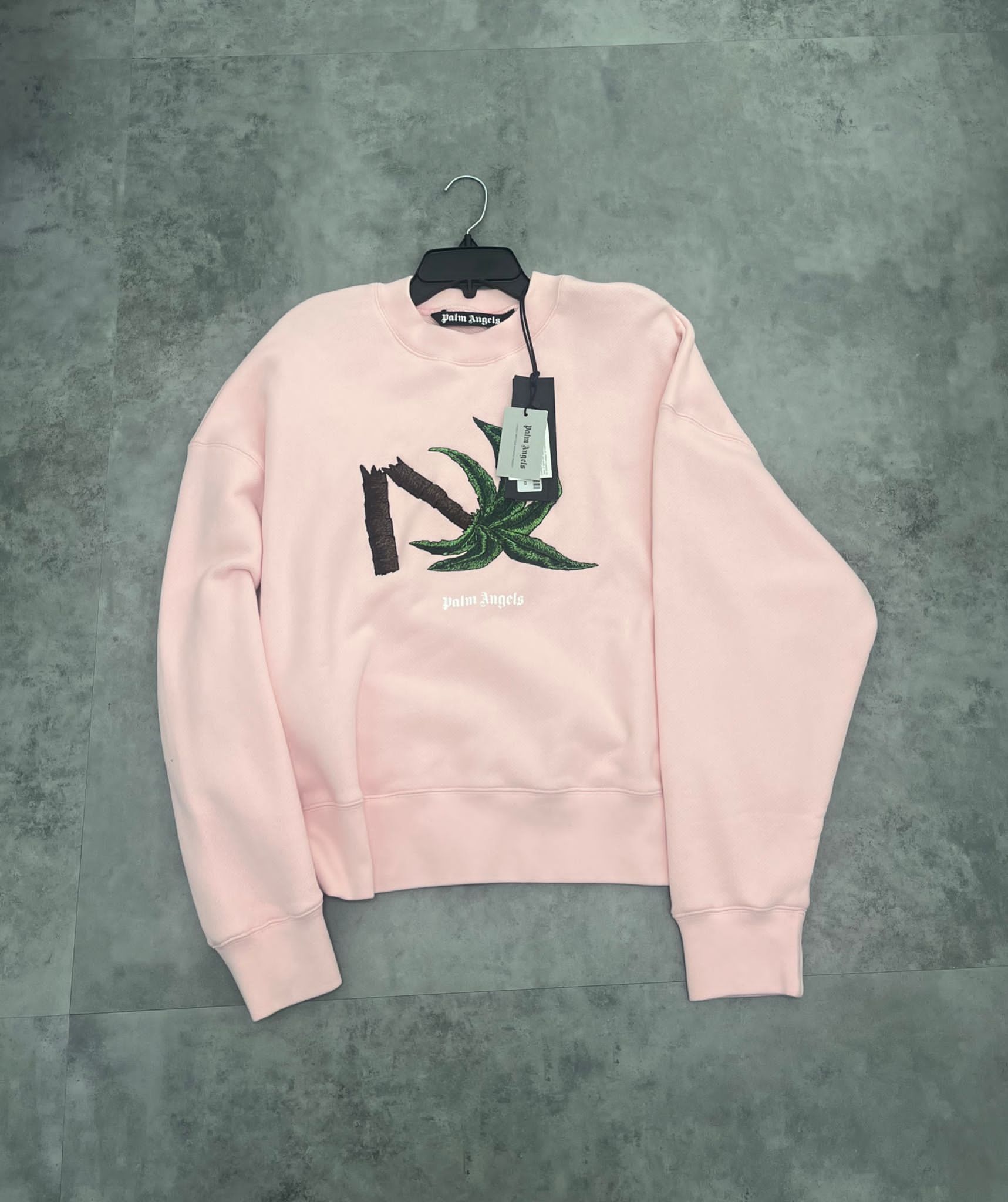o1c11t2y0923 Broken Palm Embroidered Sweater in Pink