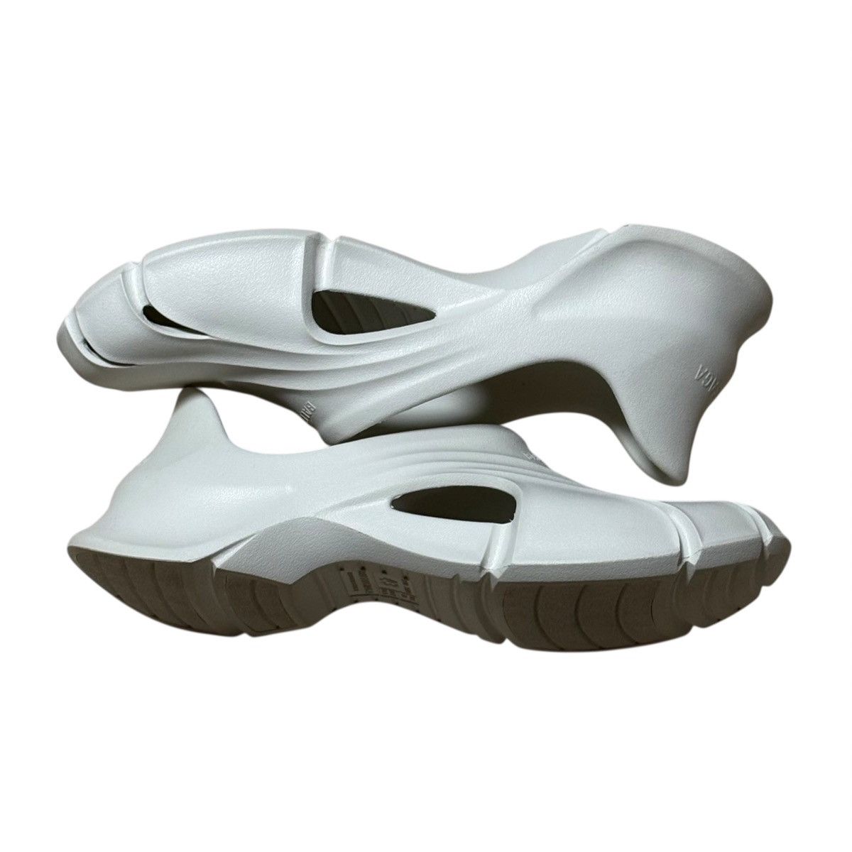 Balenciaga SS2022 BALENCIAGA BY DEMNA MOLD CLOSED Size US 10 / EU 43 - 7 Thumbnail