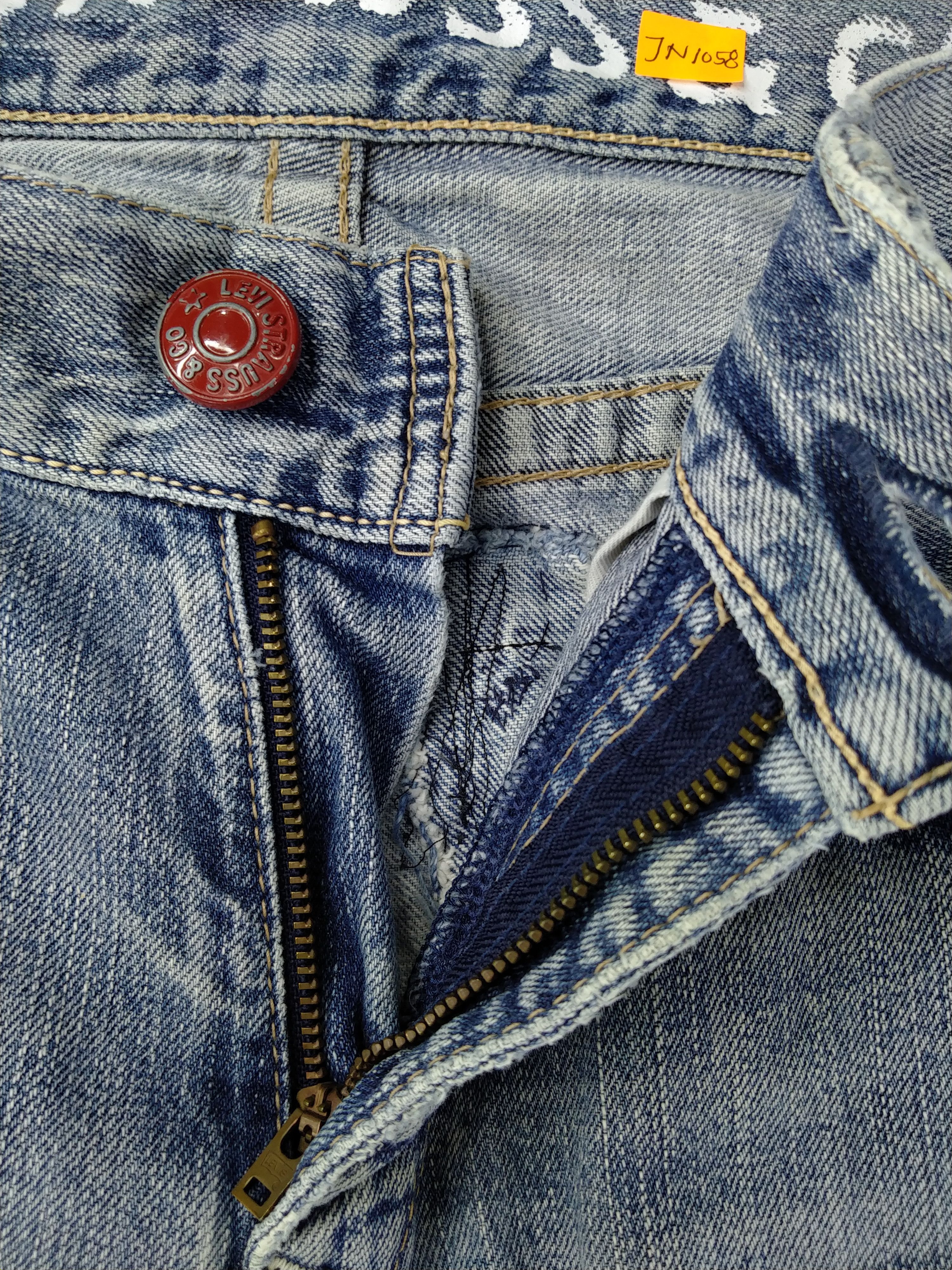 Levi's Light Wash Vintage Levi's 502 Jeans 32x30 Denim -JN1058 Size US 32 / EU 48 - 6 Thumbnail
