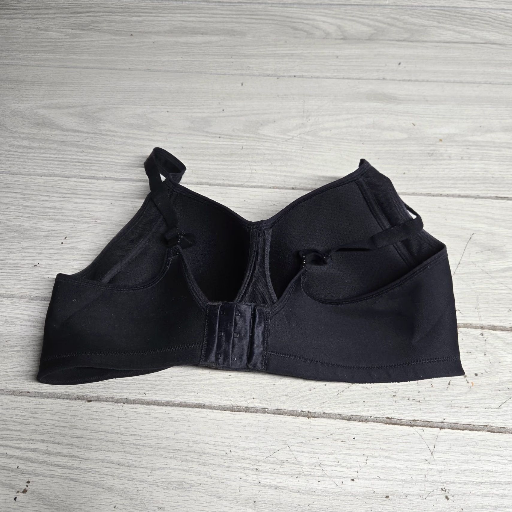 Vintage Vanity Fair Bra Size 38DD Black Solid Medium Impact Sports Bras 71500 Women's Size ONE SIZE - 2 Thumbnail