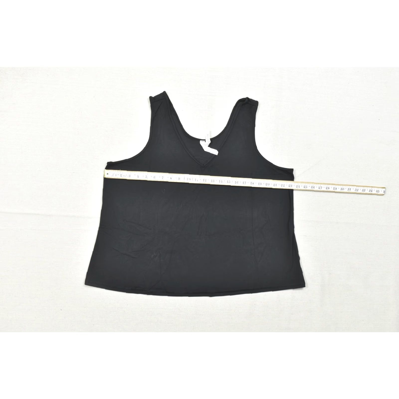 Athleta Athleta Tank Top Camisole Transcend Black Women's 3X Sleeveless V-Neck Basic Activewear Shirt Spring Summer Size XXL / US 16-18 / IT 52-54 - 3 Thumbnail