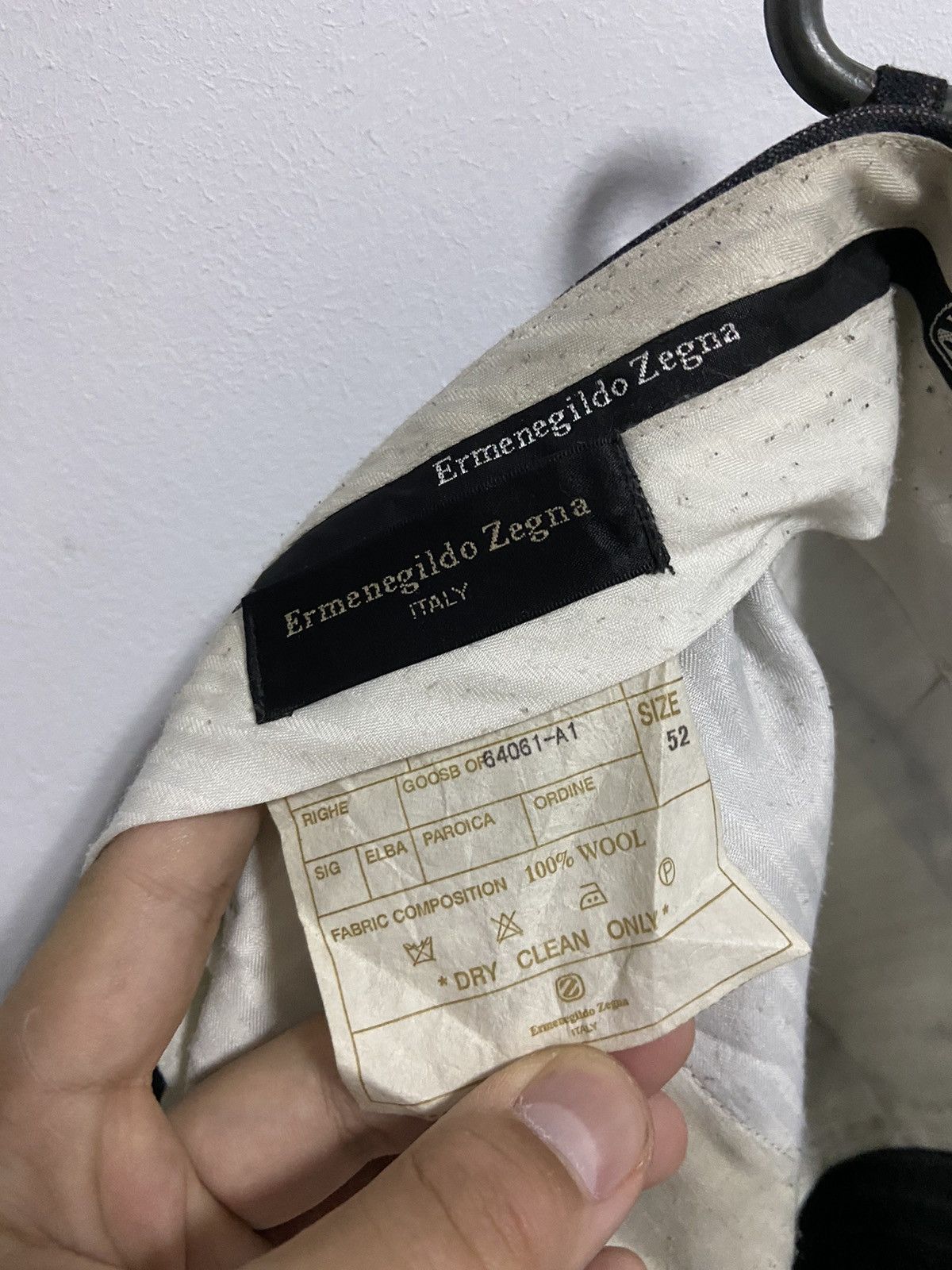 Ermenegildo Zegna Ermenegildo Zegna Striped Luxury Wool Suit blazer trousers Size 52R - 14 Thumbnail