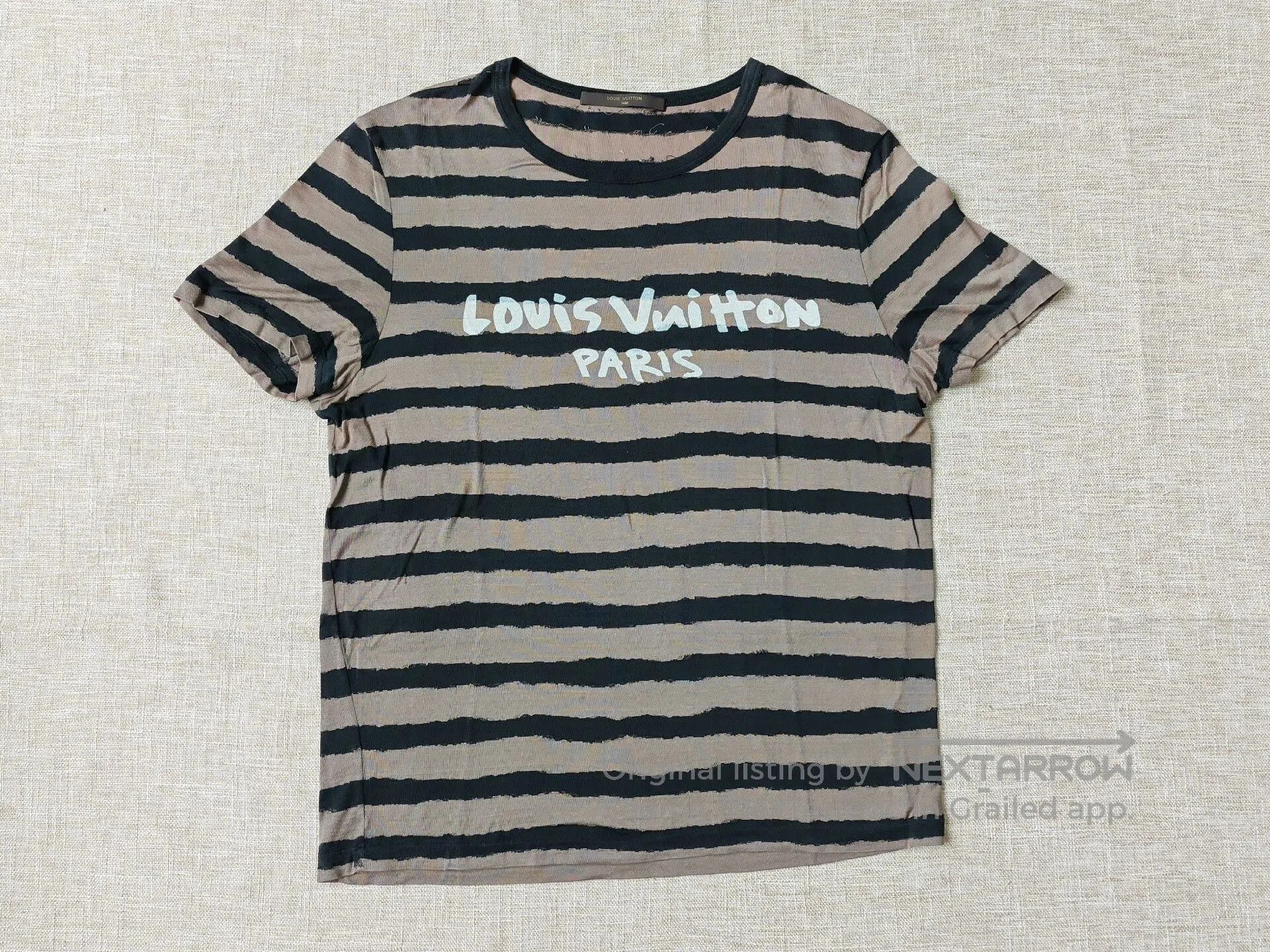 Louis Vuitton Louis Vuitton Men's Short-Sleeve T-Shirt. Size US S / EU 44-46 / 1 - 1 Thumbnail