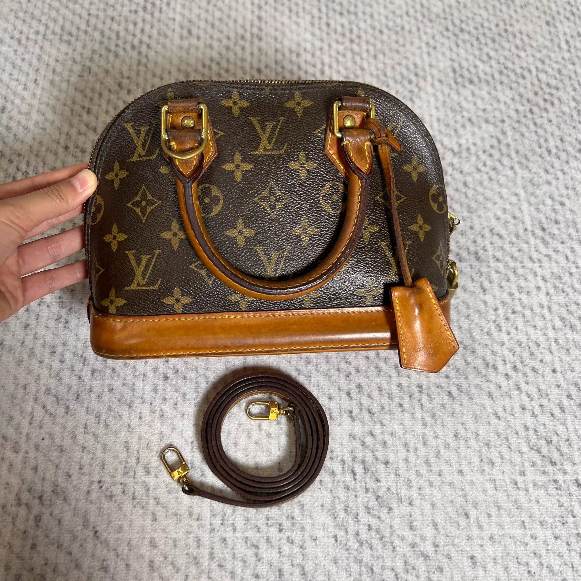Louis Vuitton Pre-loved Bag Very good condition Size ONE SIZE - 1 Thumbnail
