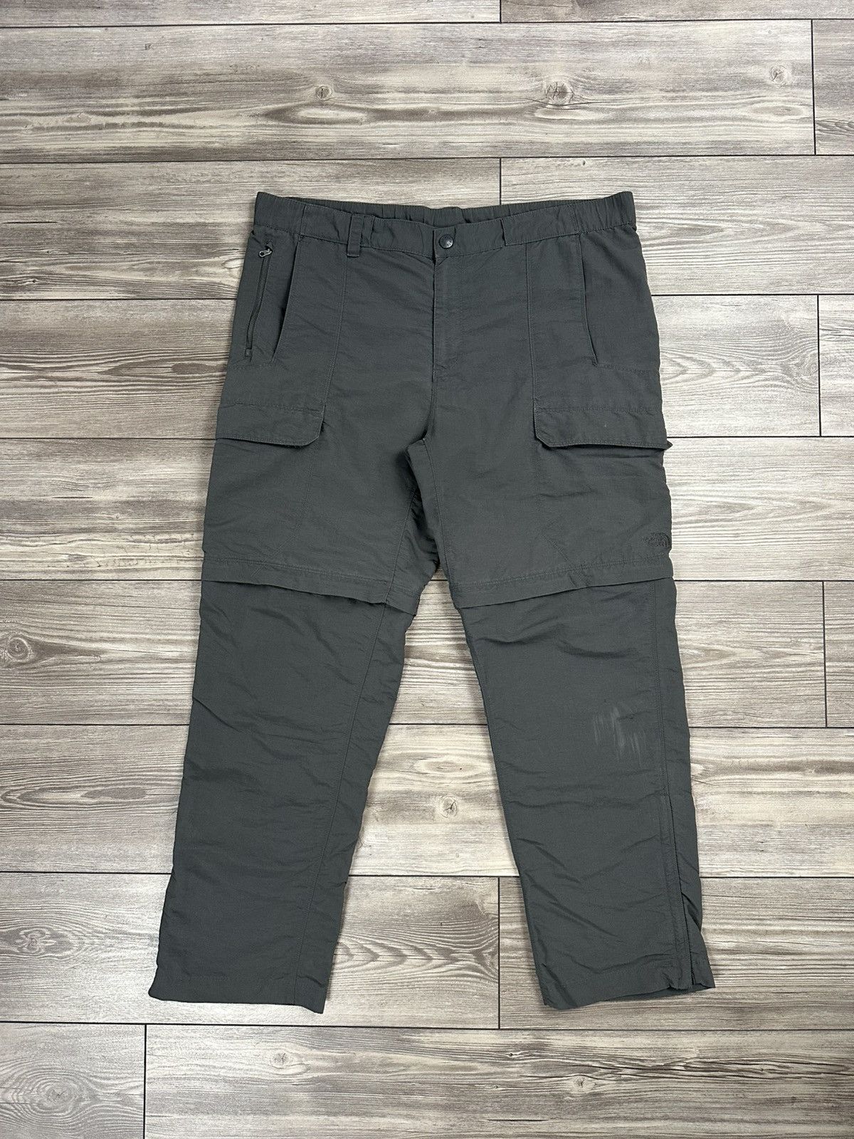 The North Face The North Face Transformer Pants/Shorts Size US 40 / EU 56 - 1 Thumbnail