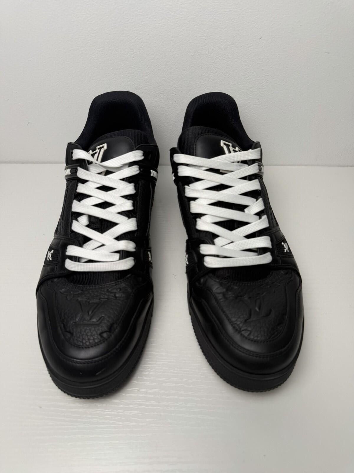 Louis Vuitton Louis Vuitton Trainer Sneakers Black Monogram Mens US 9.5 LV Size US 10.5 / EU 43-44 - 2 Thumbnail