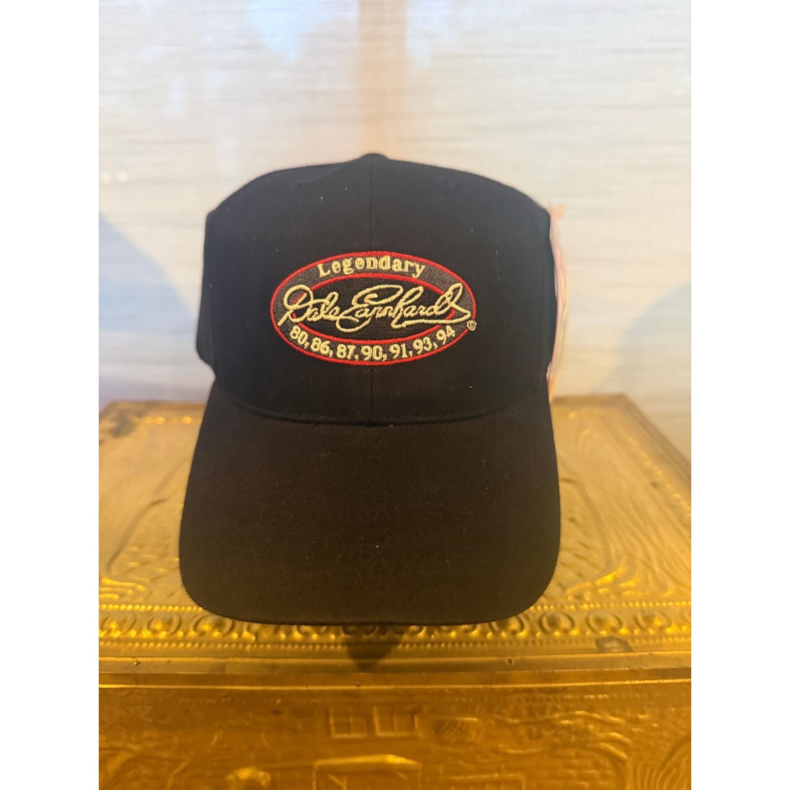 Chase Authentics Legendary Dale Earnhardt Sr New With Tags Size ONE SIZE - 1 Thumbnail