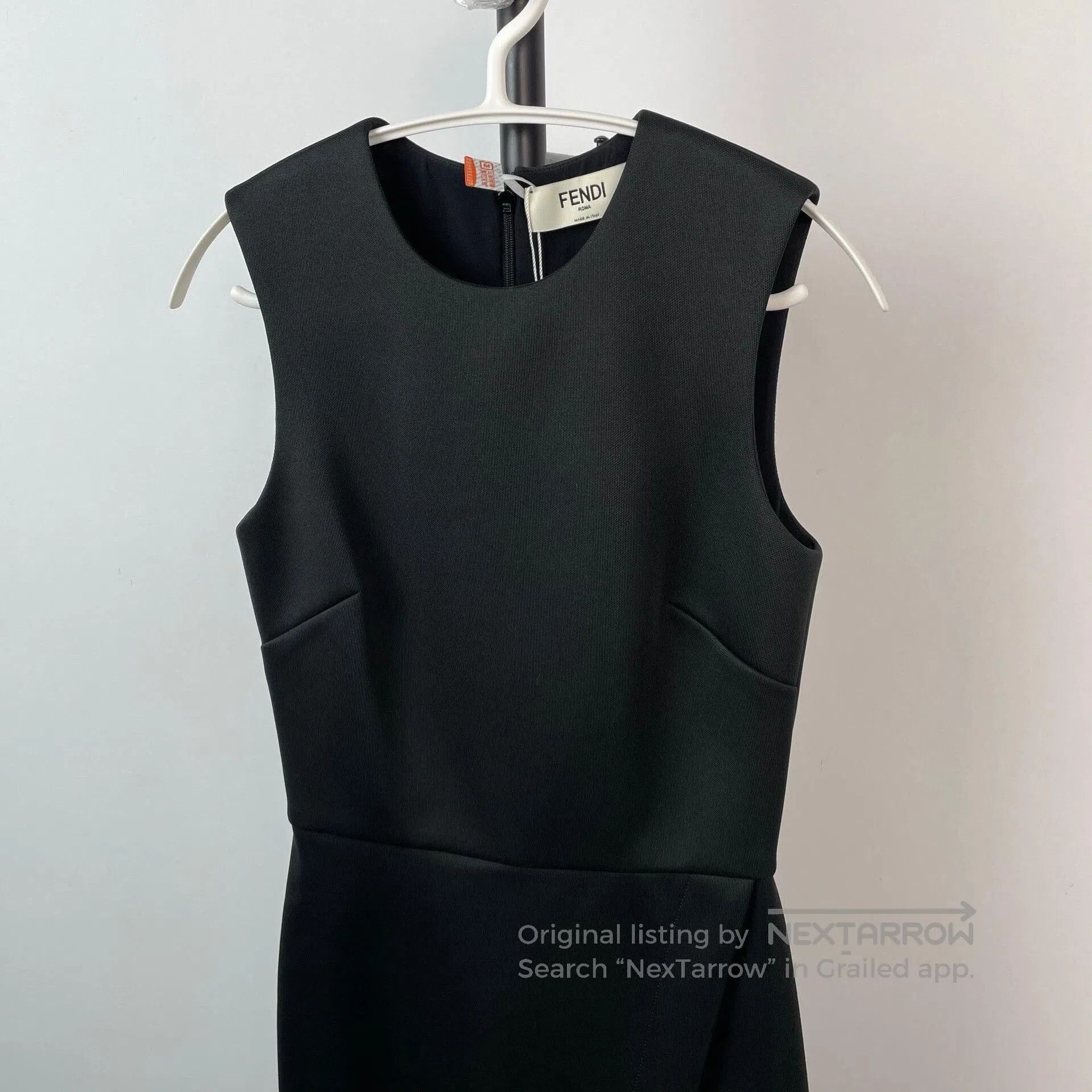 Fendi Fendi Black Silk Sleeveless Hem Split Dress. Size XS / US 0-2 / IT 36-38 - 2 Thumbnail