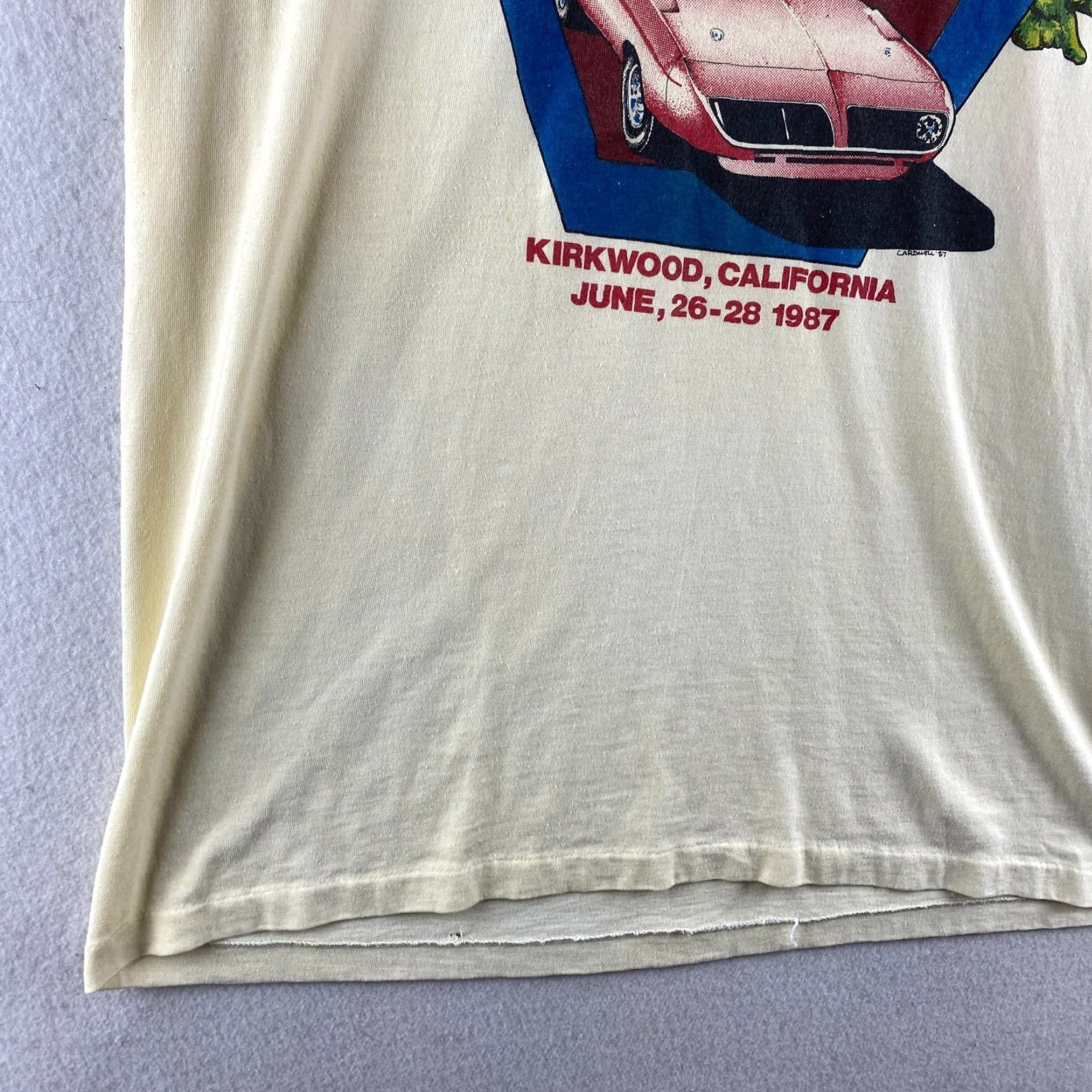 Hanes VINTAGE Hanes Shirt Mens XL Beige 1987 Plymouth Road Runner Superbird Mopar Cars Hot Rods Mens Size US XL / EU 56 / 4 - 5 Thumbnail