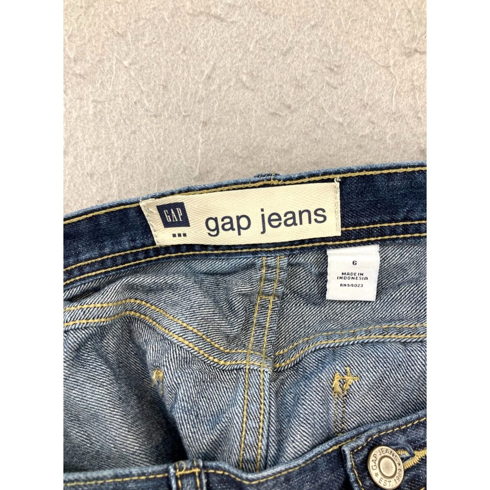 Gap Gap Mini Skirt Womens 6 Blue Denim Preppy Button Zipper Logo Cotton Short Slit Skirt Womens Size 28" / US 6 / IT 42 - 6 Thumbnail