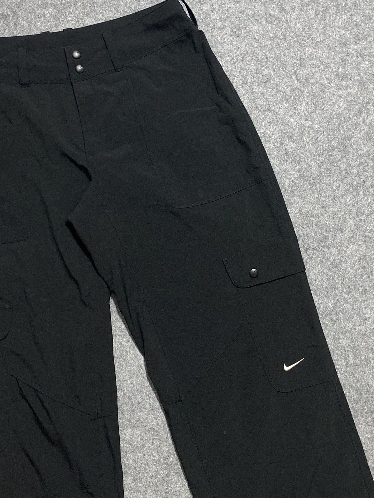 Nike Vintage Y2K Nike Cargo Nylon Pants Fit Drill 00s Swoosh Size US 28 / EU 44 - 4 Thumbnail