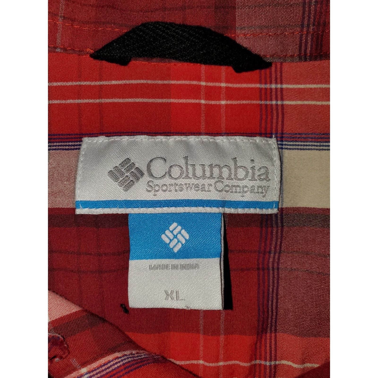 Vintage Columbia Mens Shirt XL Red Plaid Long Sleeve Button-Down Button-Up Collared Pocketed Regular Fit Casual Business Travel Workwear Outdoors Size US XL / EU 56 / 4 - 3 Thumbnail