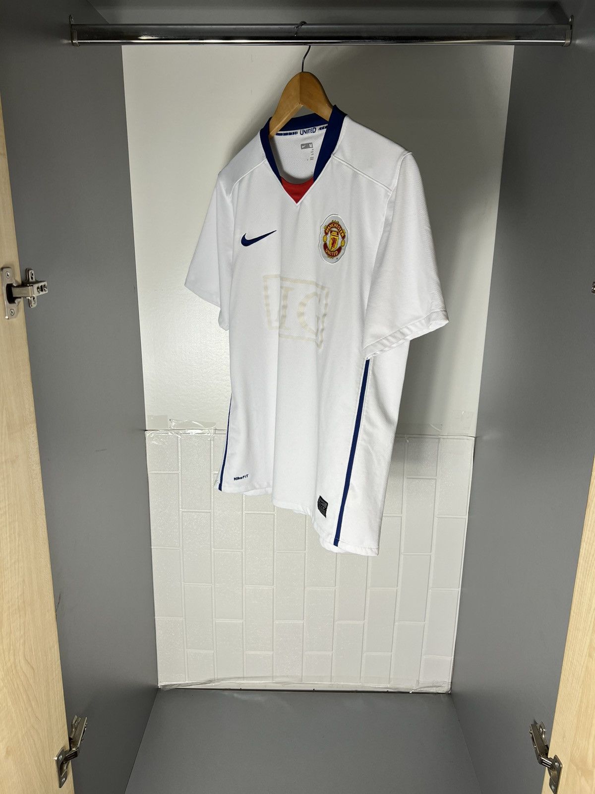 Nike VINTAGE NIKE FC MANCHESTER UNITED ENGLAND SOCCER JERSEY Y2K Size US M / EU 48-50 / 2 - 8 Thumbnail