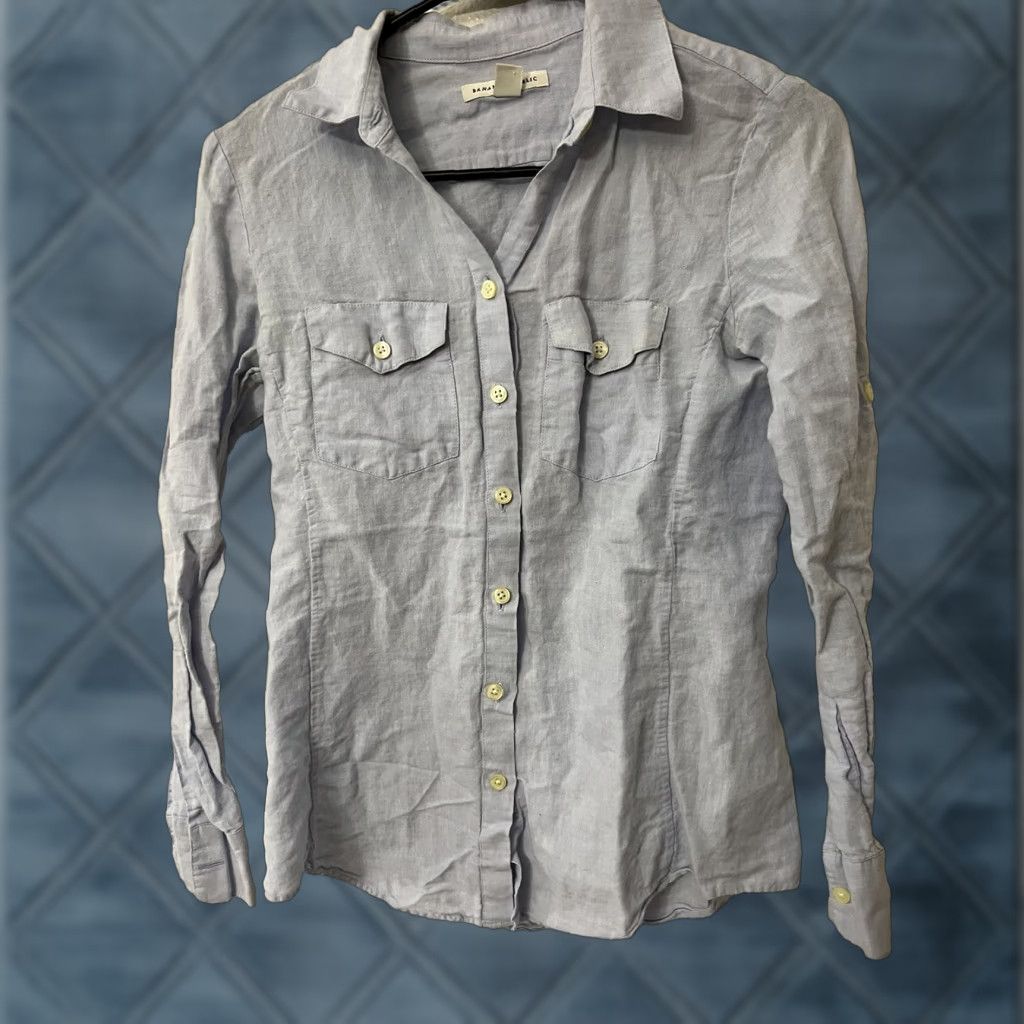 Banana Republic VINTAGE Banana Republic Women's Button-Up Shirt XS Blue Long Sleeve Collared All Seasons Size XS / US 0-2 / IT 36-38 - 1 Thumbnail