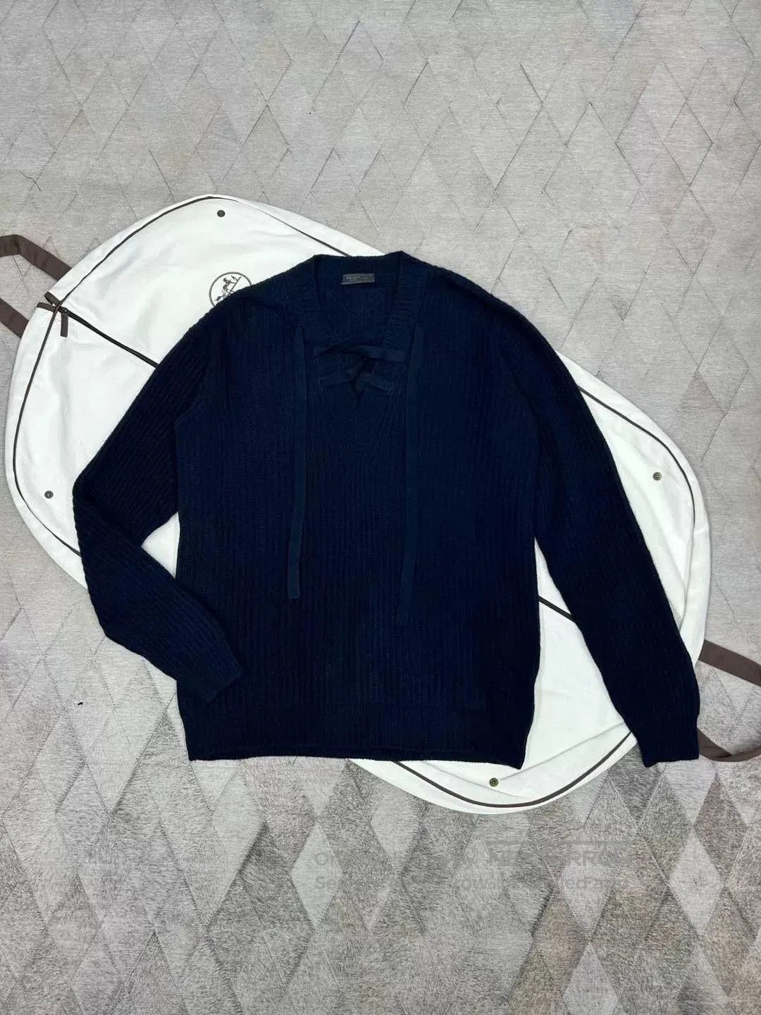 Prada Prada Ribbon Cashmere Sweater. Size US M / EU 48-50 / 2 - 1 Thumbnail