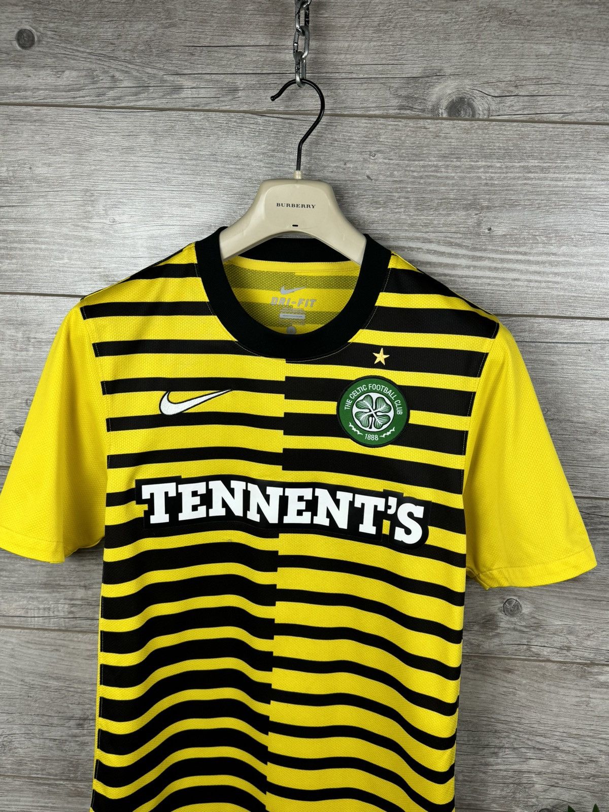 Nike × Vintage CELTIC Vintage NIKE Shirt 2011/12 Scottish FOOTBALL Size S Size US S / EU 44-46 / 1 - 3 Thumbnail