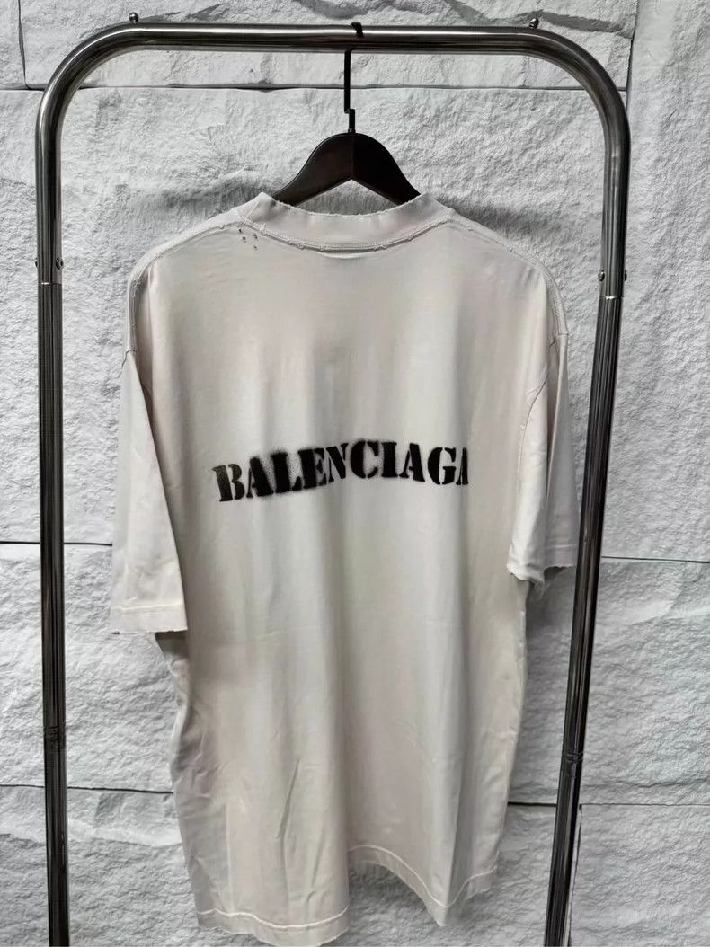Balenciaga Balenciaga Front and back ink-splashing logo short sleeves Size US M / EU 48-50 / 2 - 2 Thumbnail