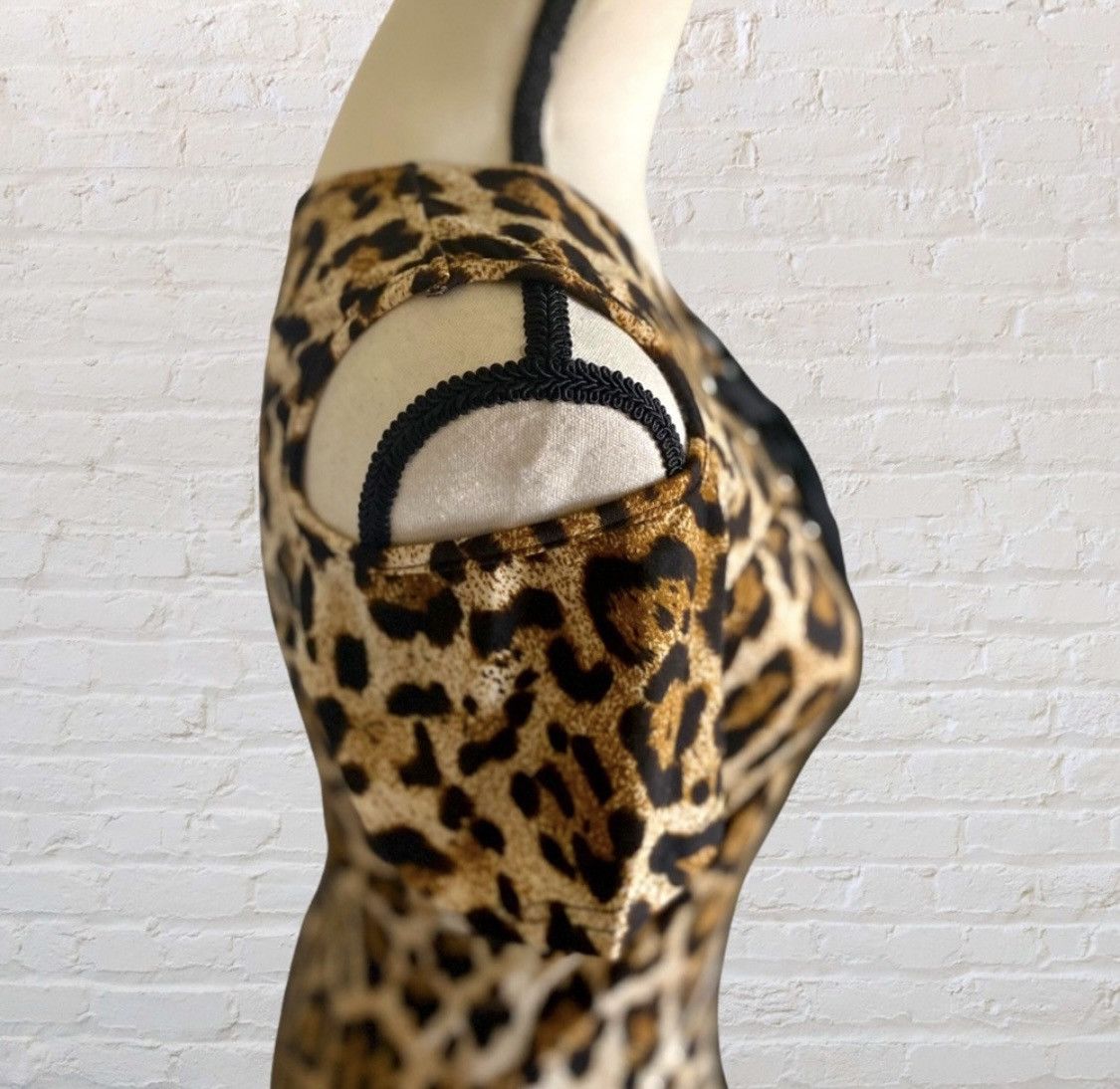 Other COLD SHOULDER SHOE TIE FRONT LEOPARD ANIMAL PRINT TOP Size M / US 6-8 / IT 42-44 - 3 Thumbnail