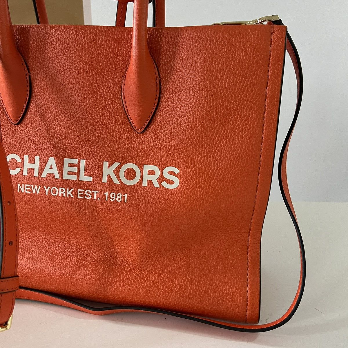 Michael Kors Authentic Micheal kors mirella leather tote bag Size ONE SIZE - 2 Thumbnail