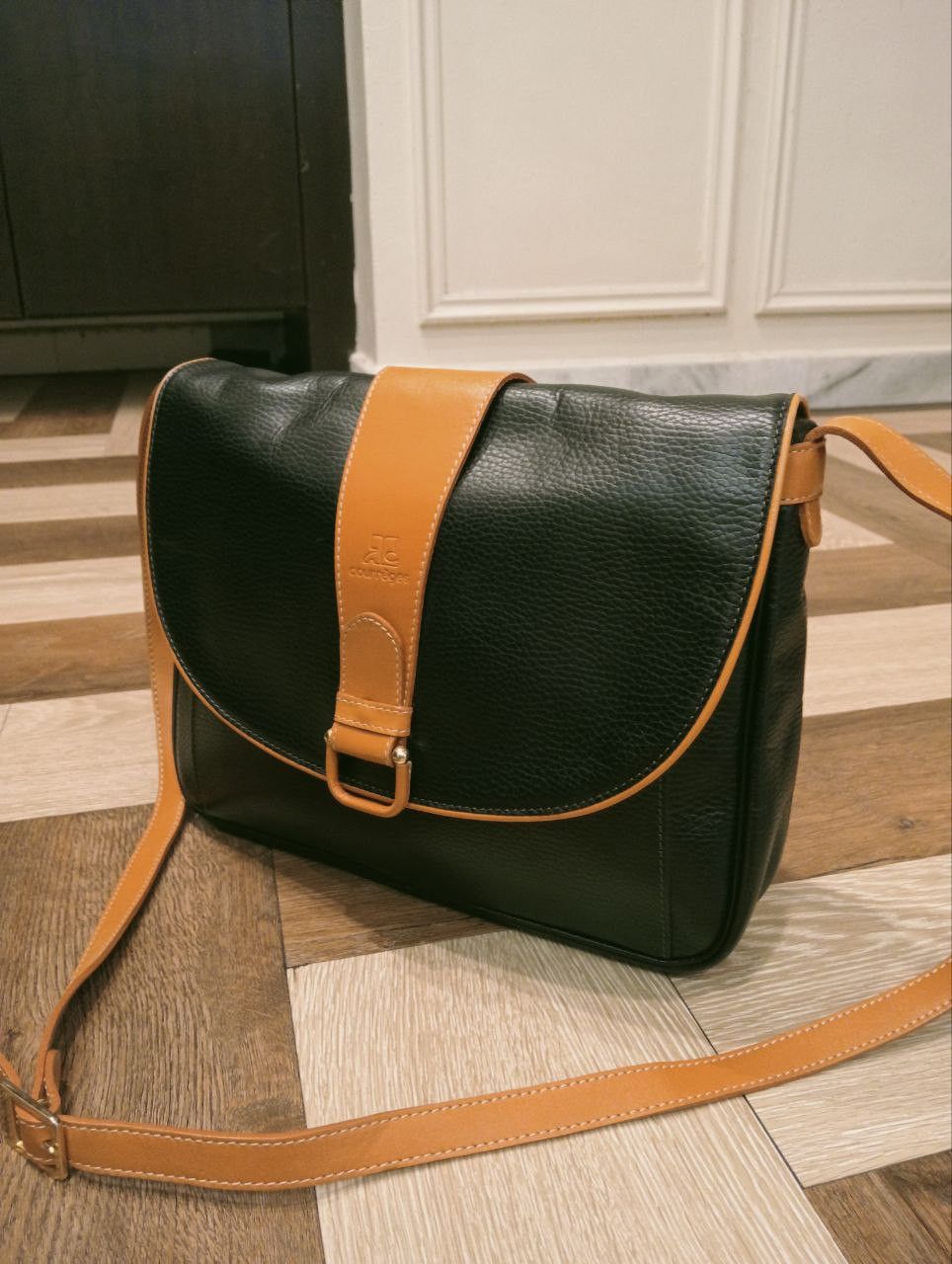 Andre Courreges COURREGES SLING BAG MADE IN FRANCE Size ONE SIZE - 4 Thumbnail