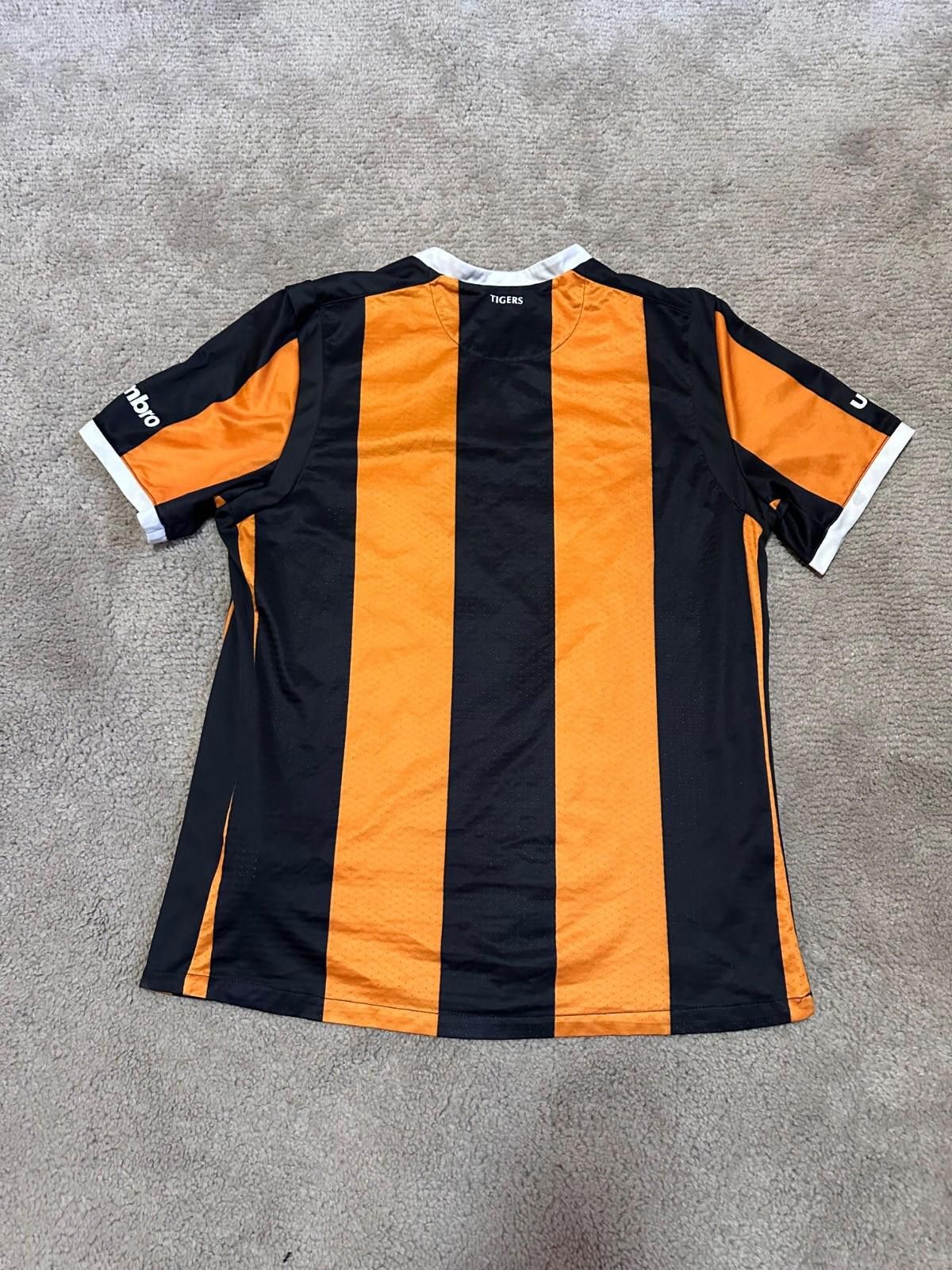 Umbro 2016-2017 Hull City Umbro Home Football Shirt Soccer Jersey Size US XL / EU 56 / 4 - 6 Thumbnail
