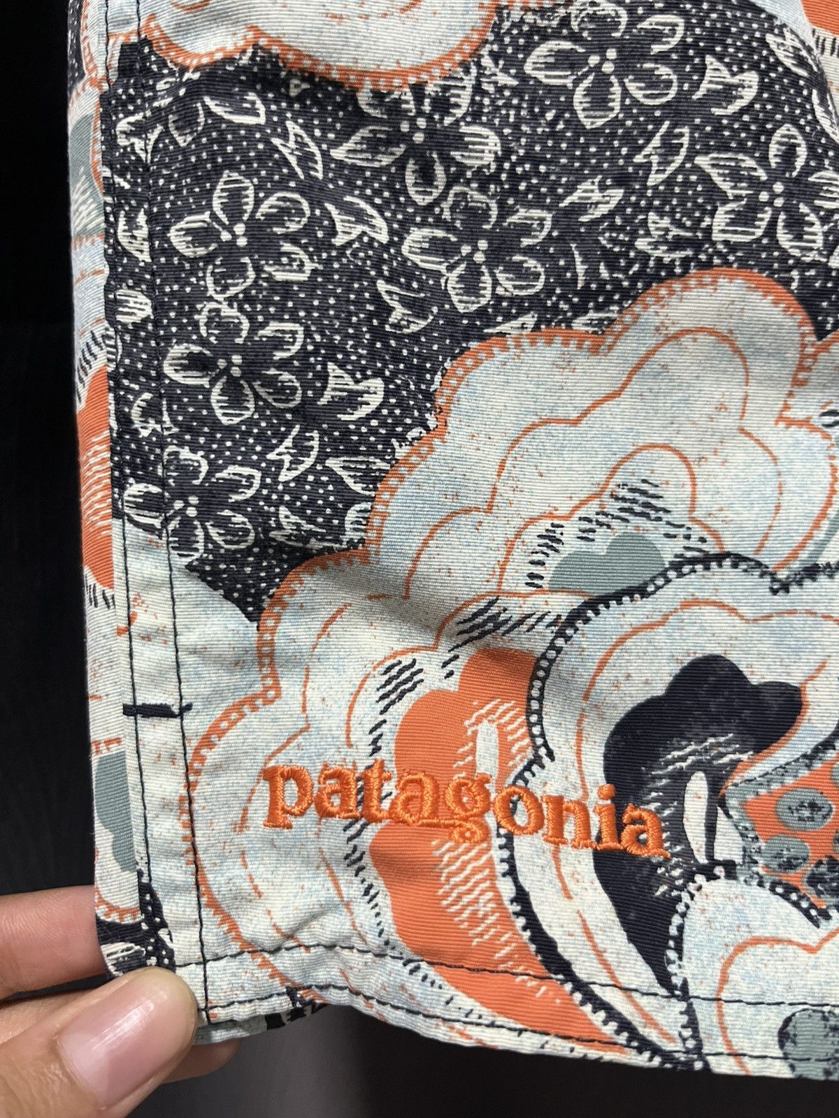 Patagonia Patagonia Floral Surfing Shorts Size US 31 - 6 Thumbnail