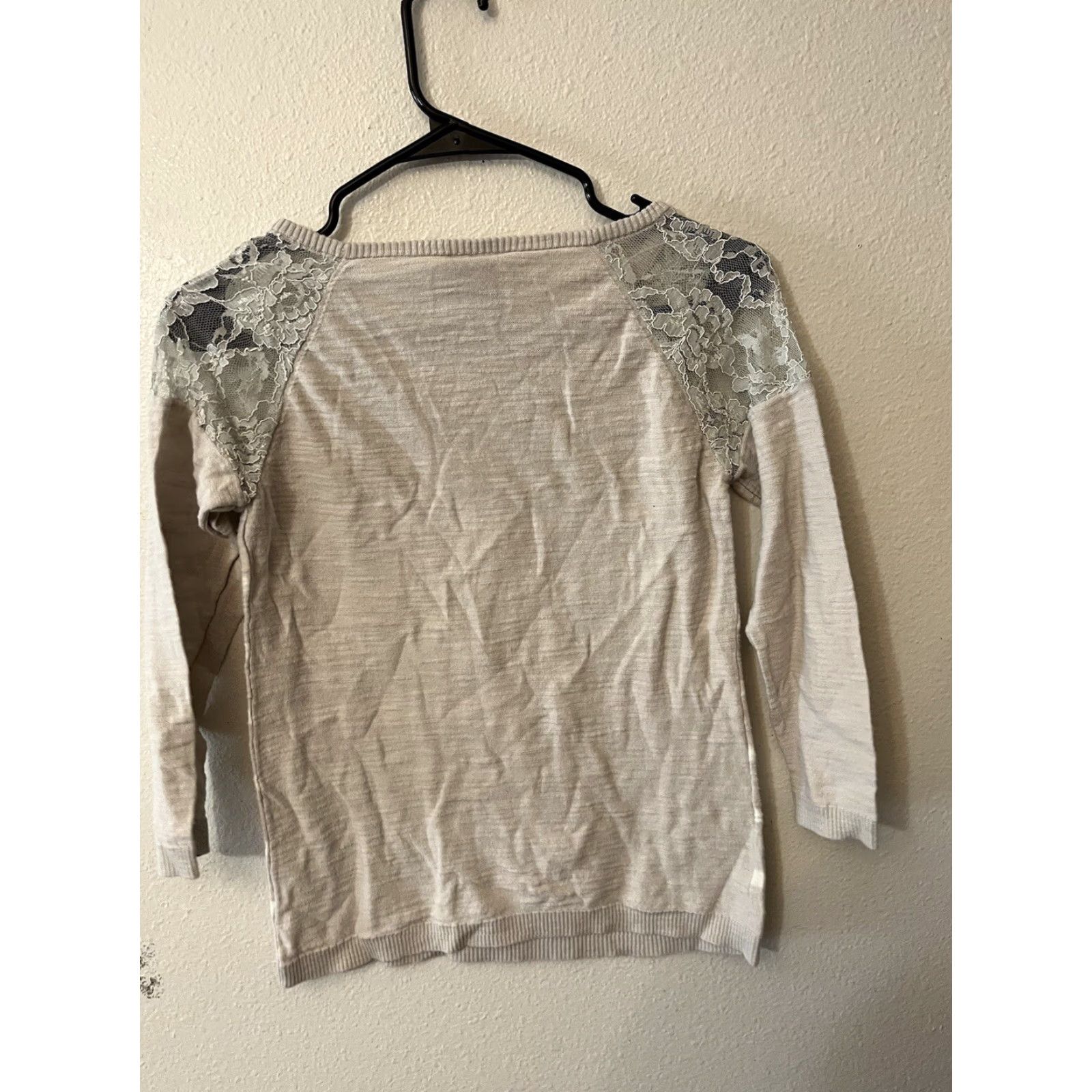 Ann Taylor ANN TAYLOR LOFT Women’s XS Gray Striped Lace Shoulder Cotton Knit Blouse Size XS / US 0-2 / IT 36-38 - 3 Thumbnail