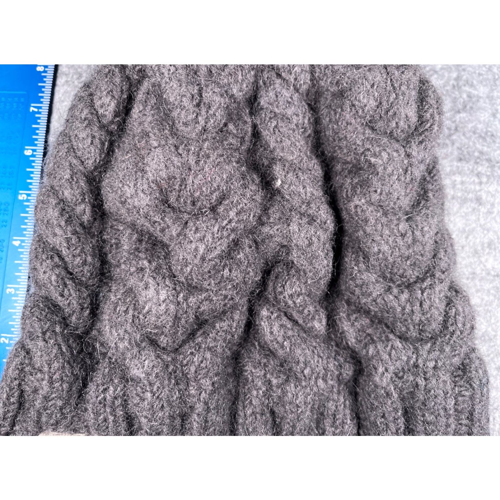 Vintage Kusan Beanie Toque Adult One Size Gray Knit Wool Polyester Snow Ski Pom Hat/Cap Men/Women Beanie Activewear Casual Knit Wool Blend Size ONE SIZE - 3 Thumbnail