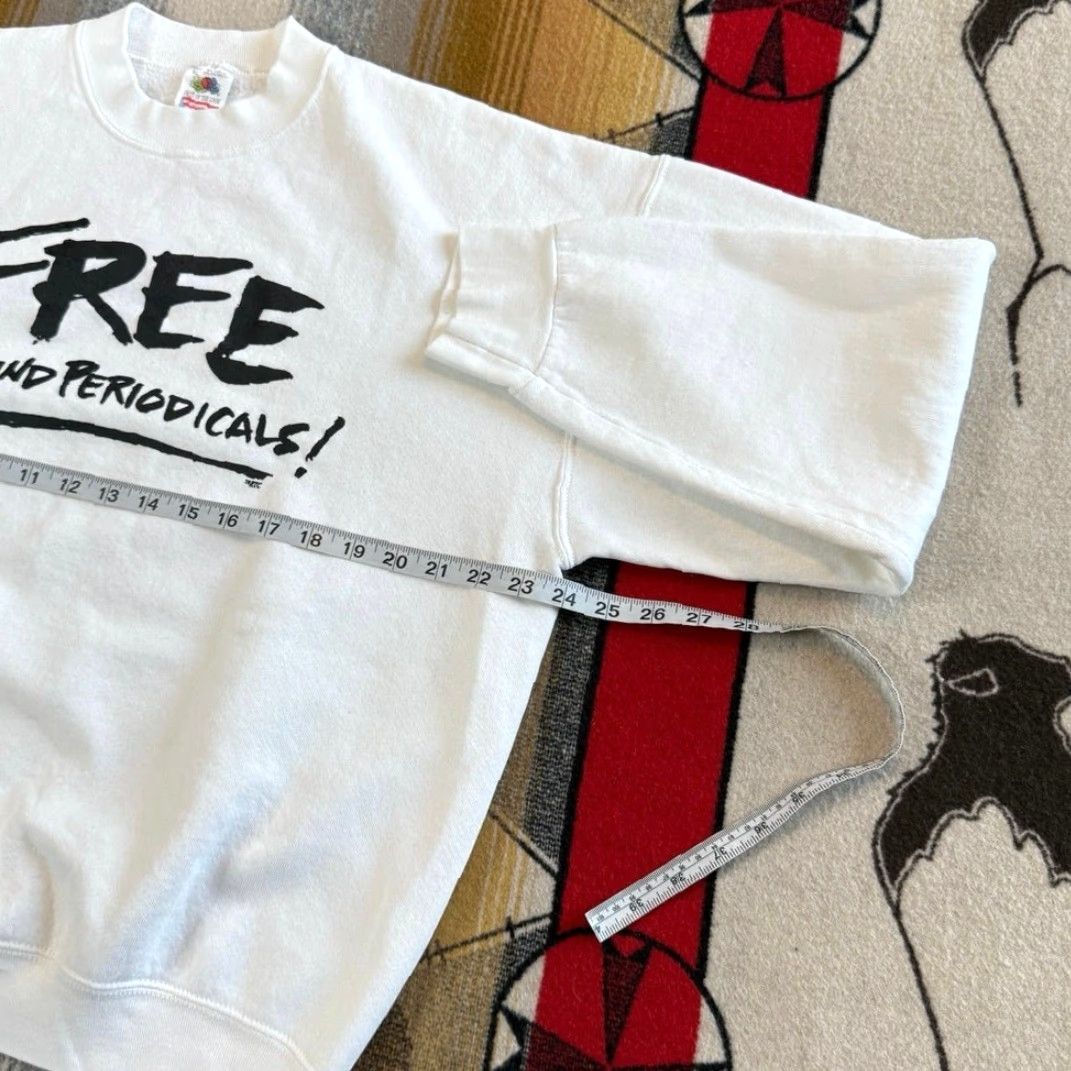 Fruit Of The Loom VINTAGE 90s Free The Bound Periodicals Crewneck Sweatshirt XL Men White USA Short Description Size US XL / EU 56 / 4 - 4 Thumbnail