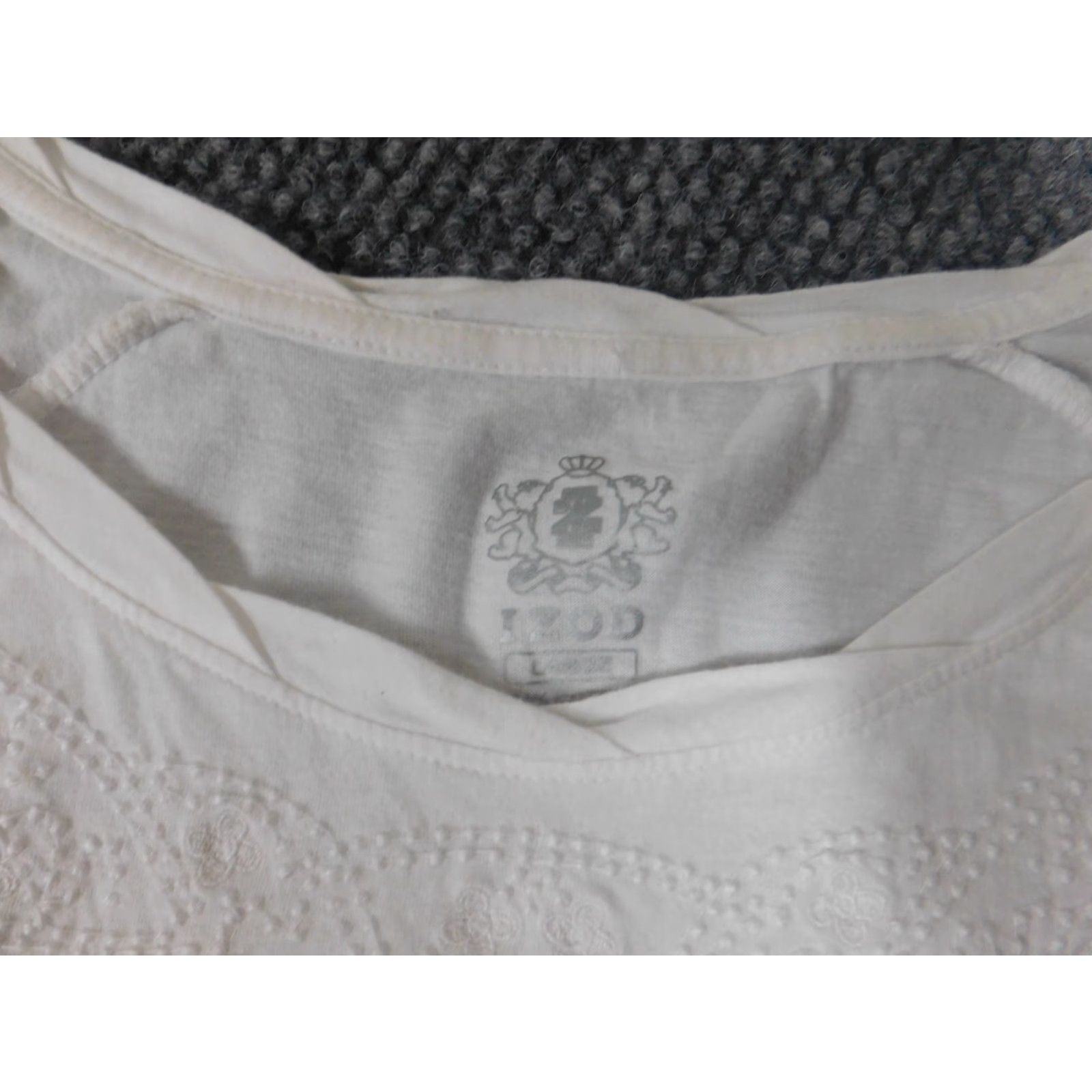 Izod IZOD Womens Blouse Large White Stretch Pullover Top Casual Shirt Cap Sleeve Front Ruffle Classic Regular Size L / US 10 / IT 46 - 5 Thumbnail