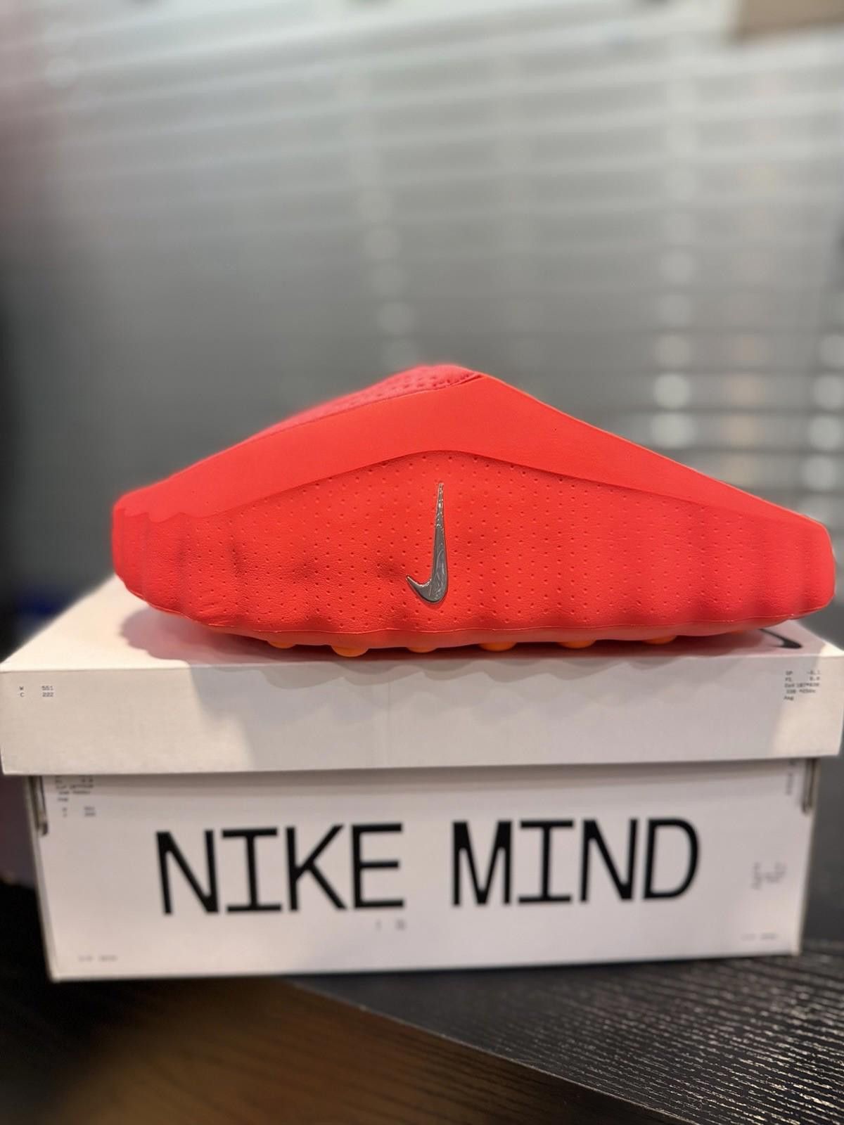 Nike Womens Nike Mind 001 Solar Red Chrome Hyper HQ4309-600 11W Size US 11 / IT 41 - 8 Thumbnail